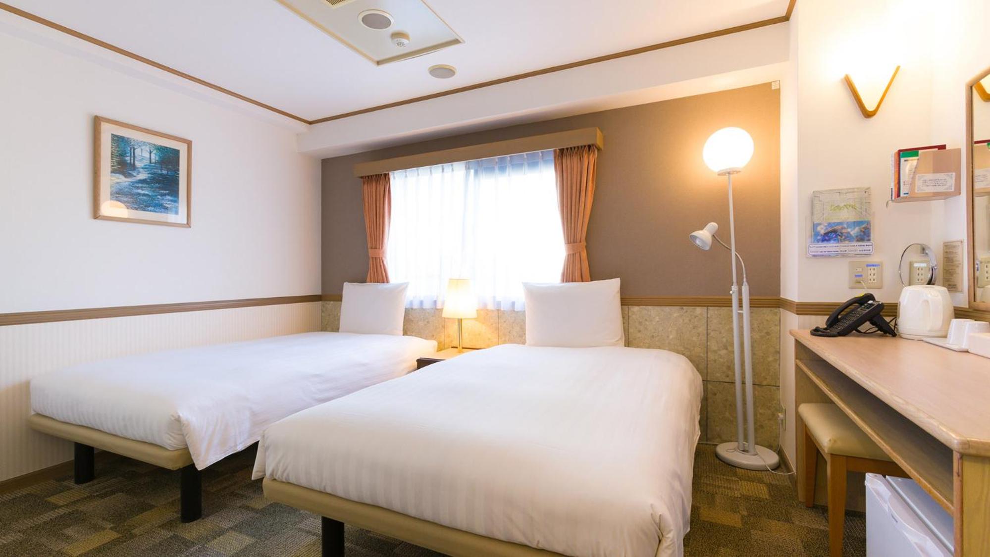Deluxe Twin Room - Non-Smoking photo 1