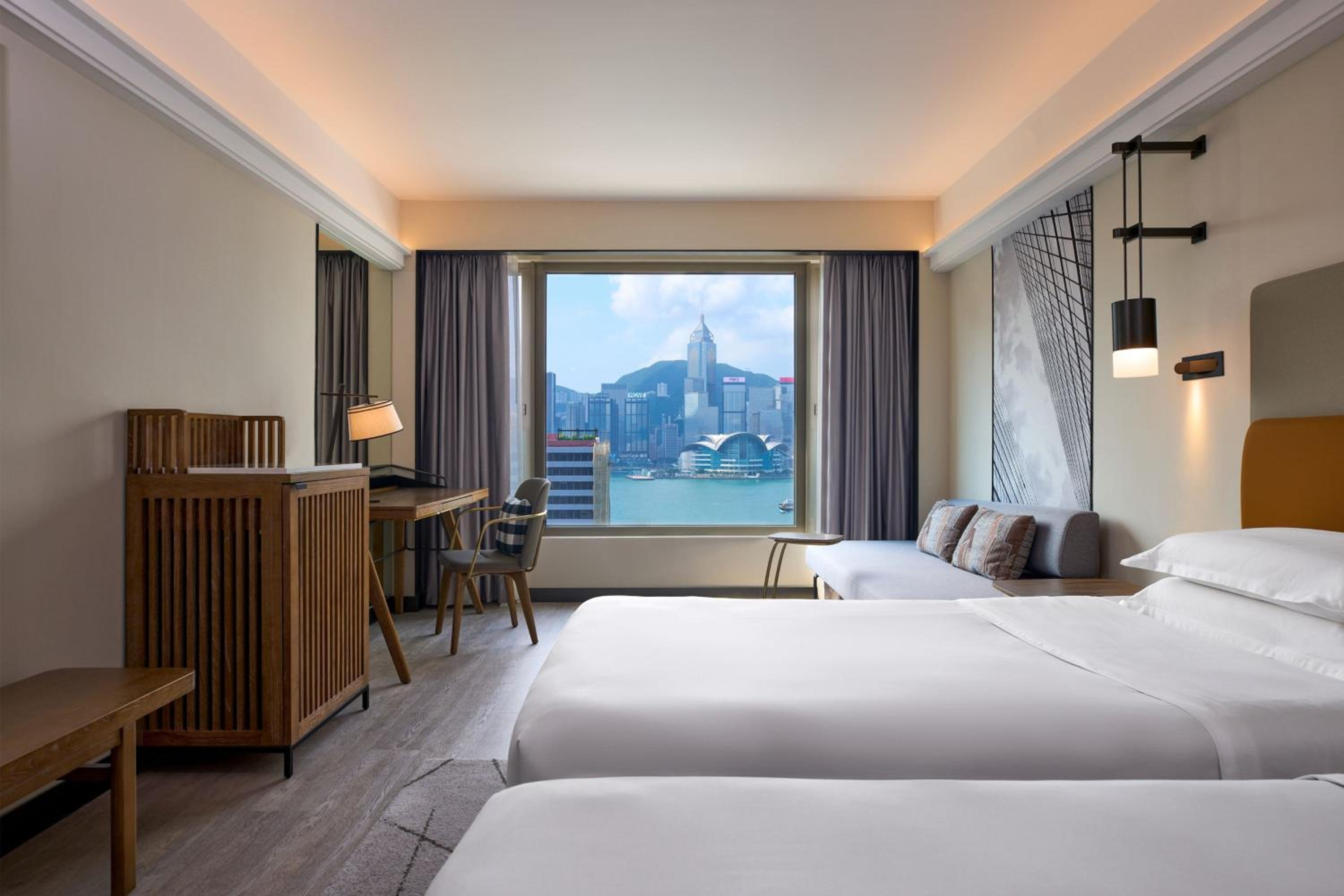 Large Twin Room with Harbor View