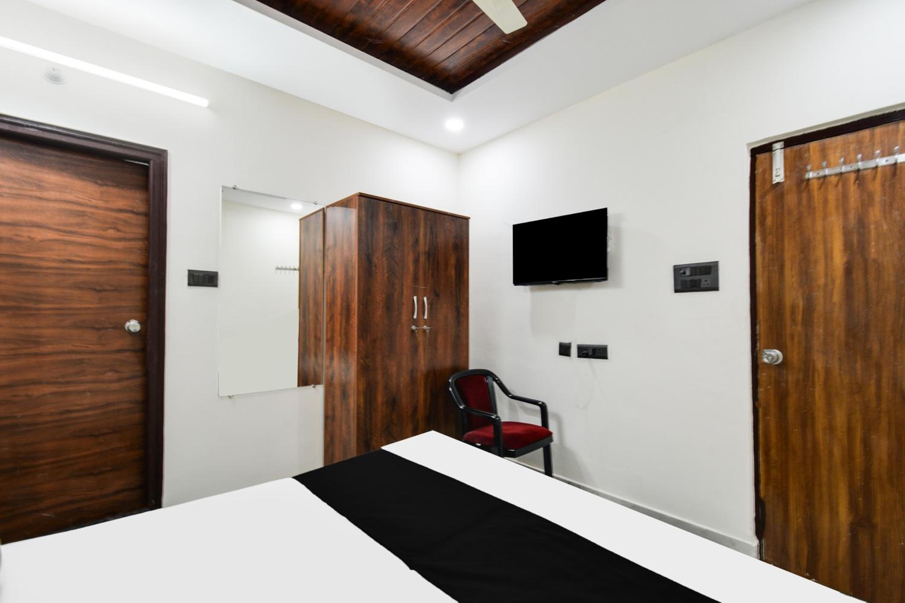 Standard Double Room photo 2