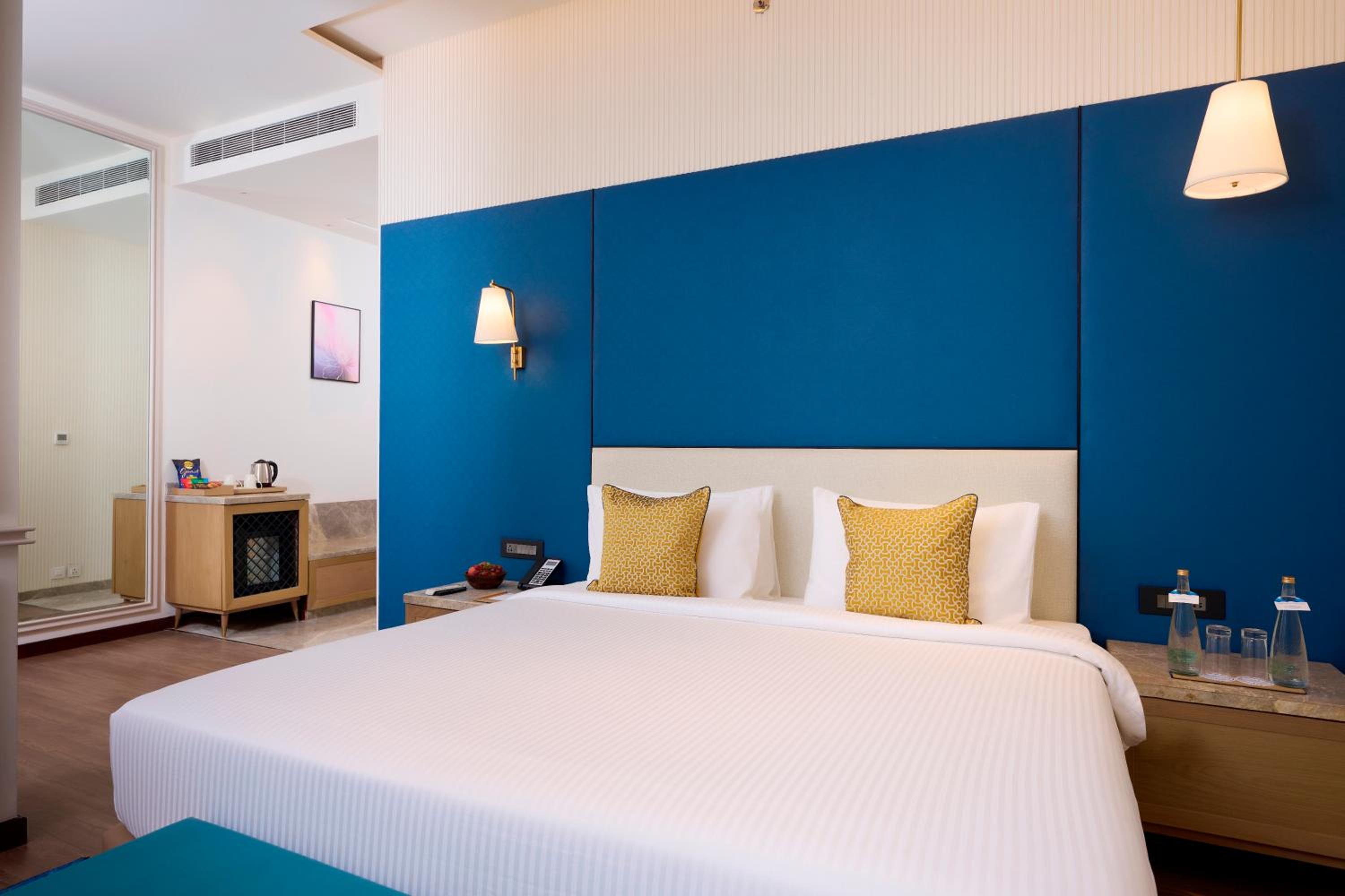 Junior Suite – 10% Off On Laundry Service Per Night Per Room photo