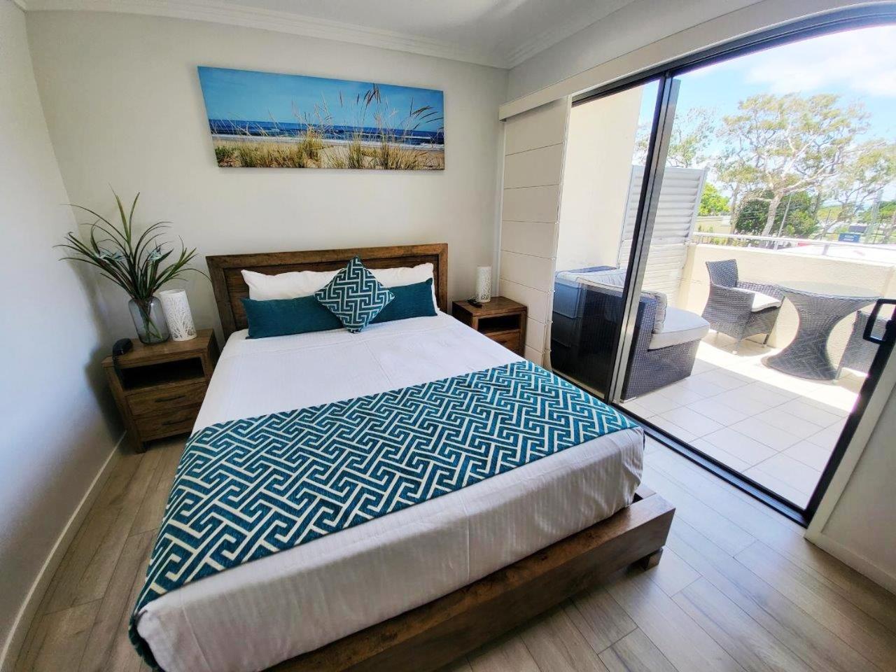 Hotel Double Room photo 1