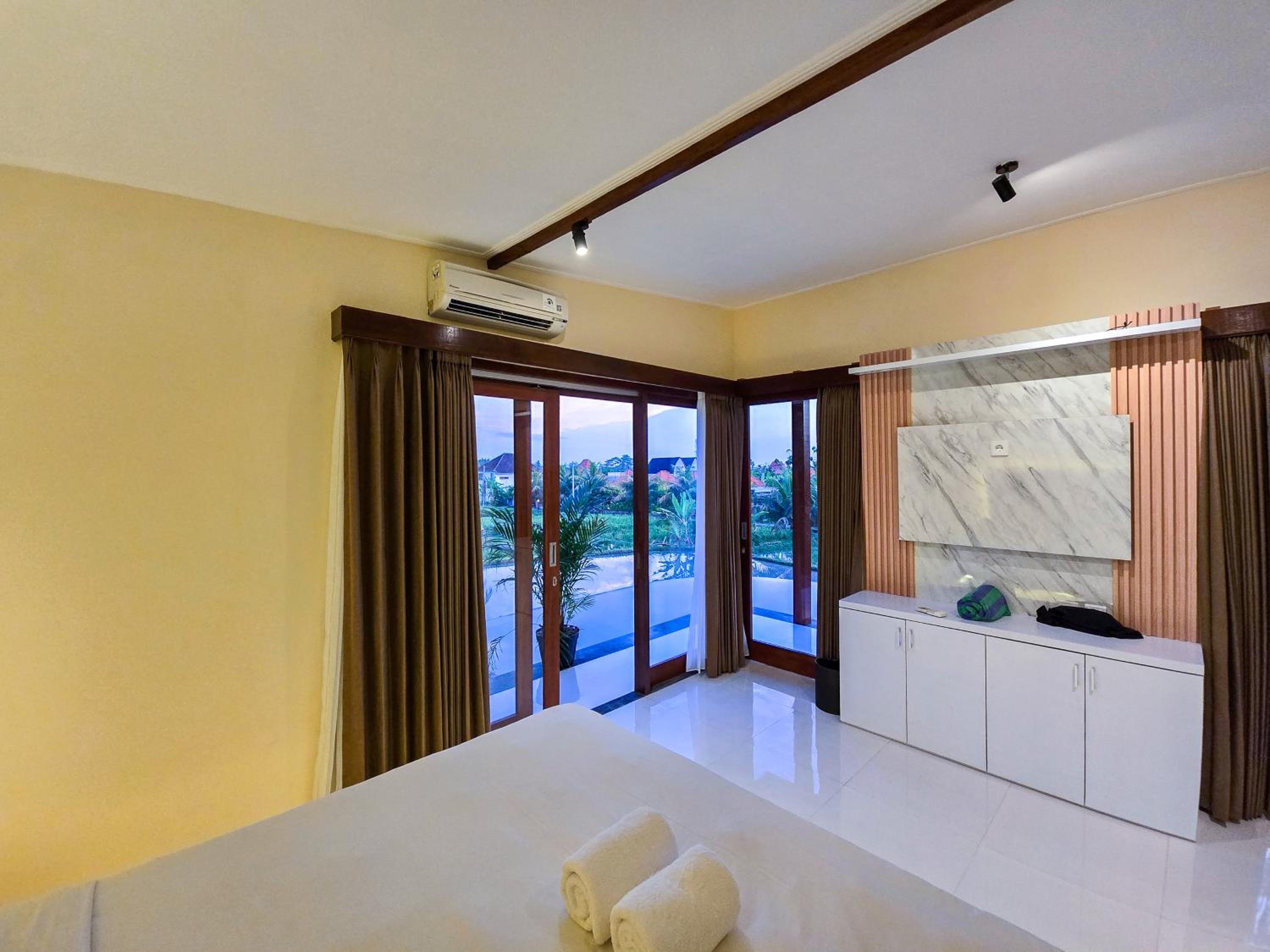 One-Bedroom Villa