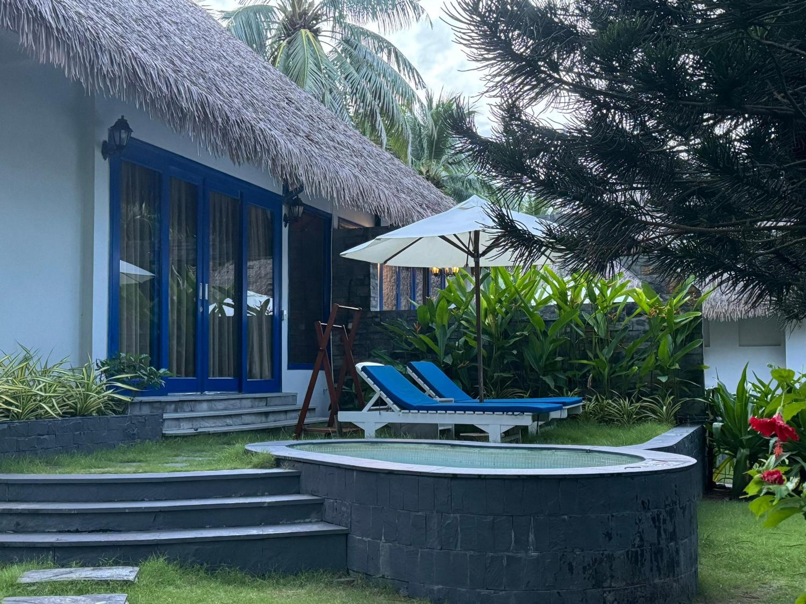 Bungalow with Jacuzzi - Photo 6