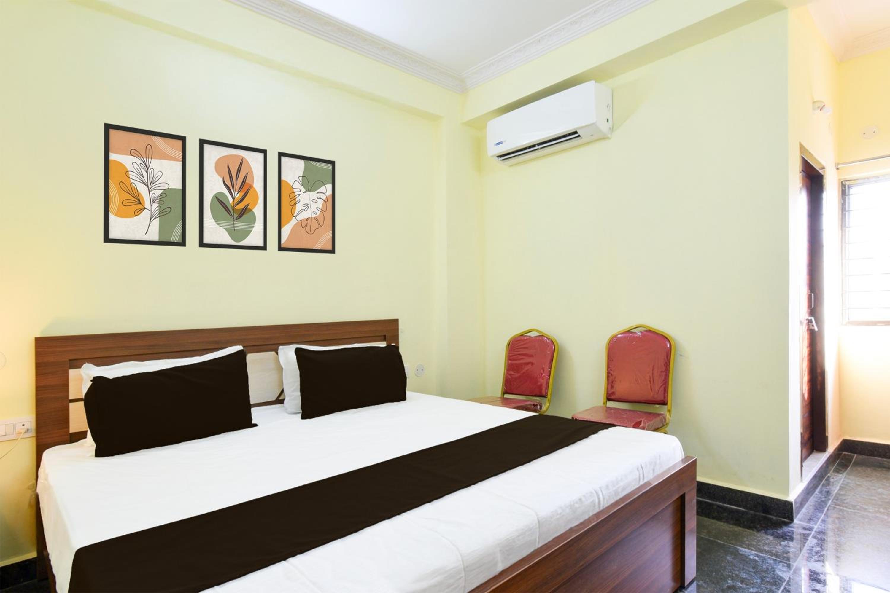 Classic Triple Room photo 2