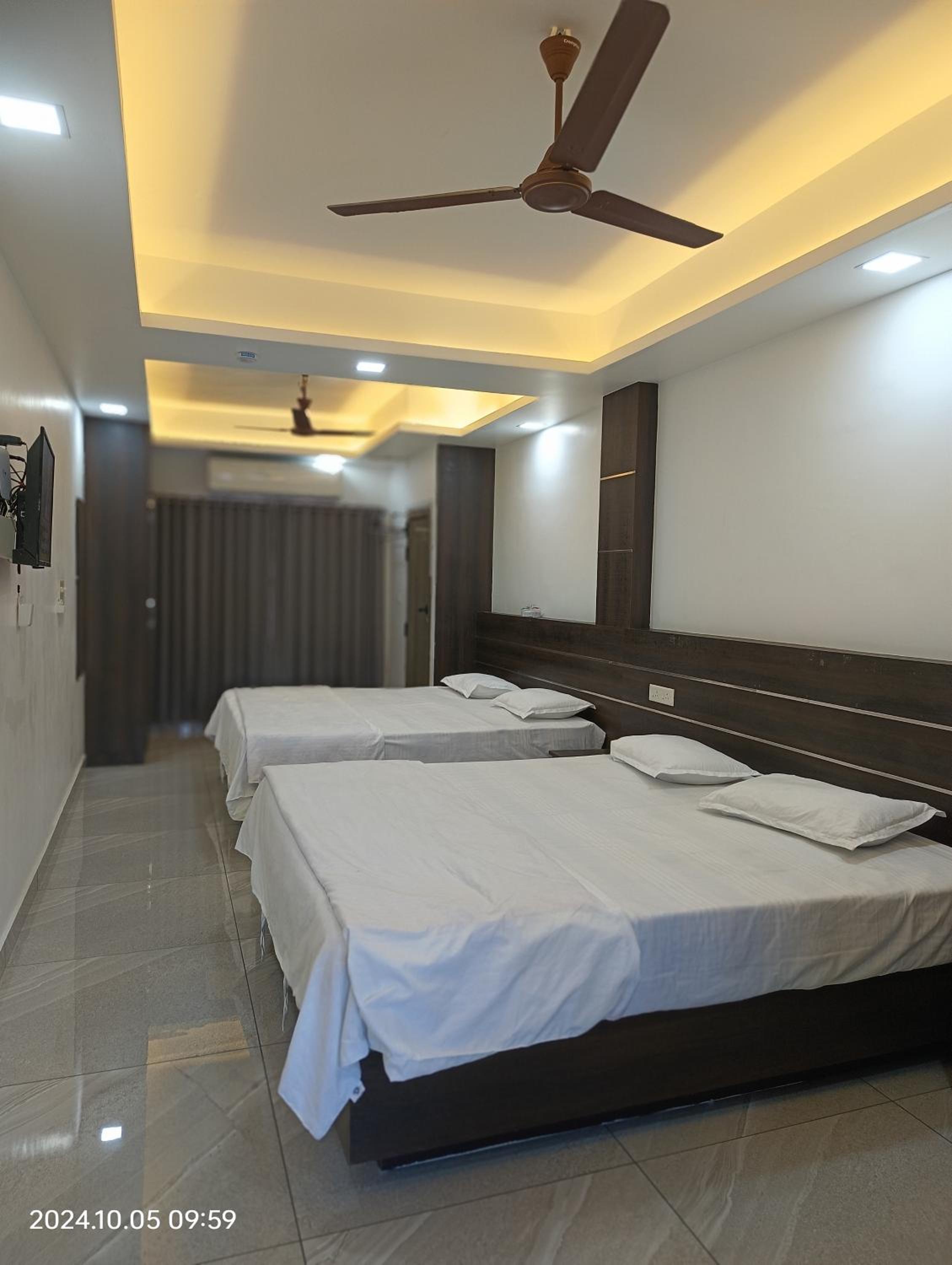 Deluxe Double Room - Photo 3