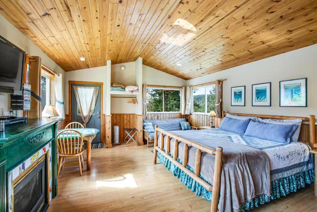One-Bedroom House