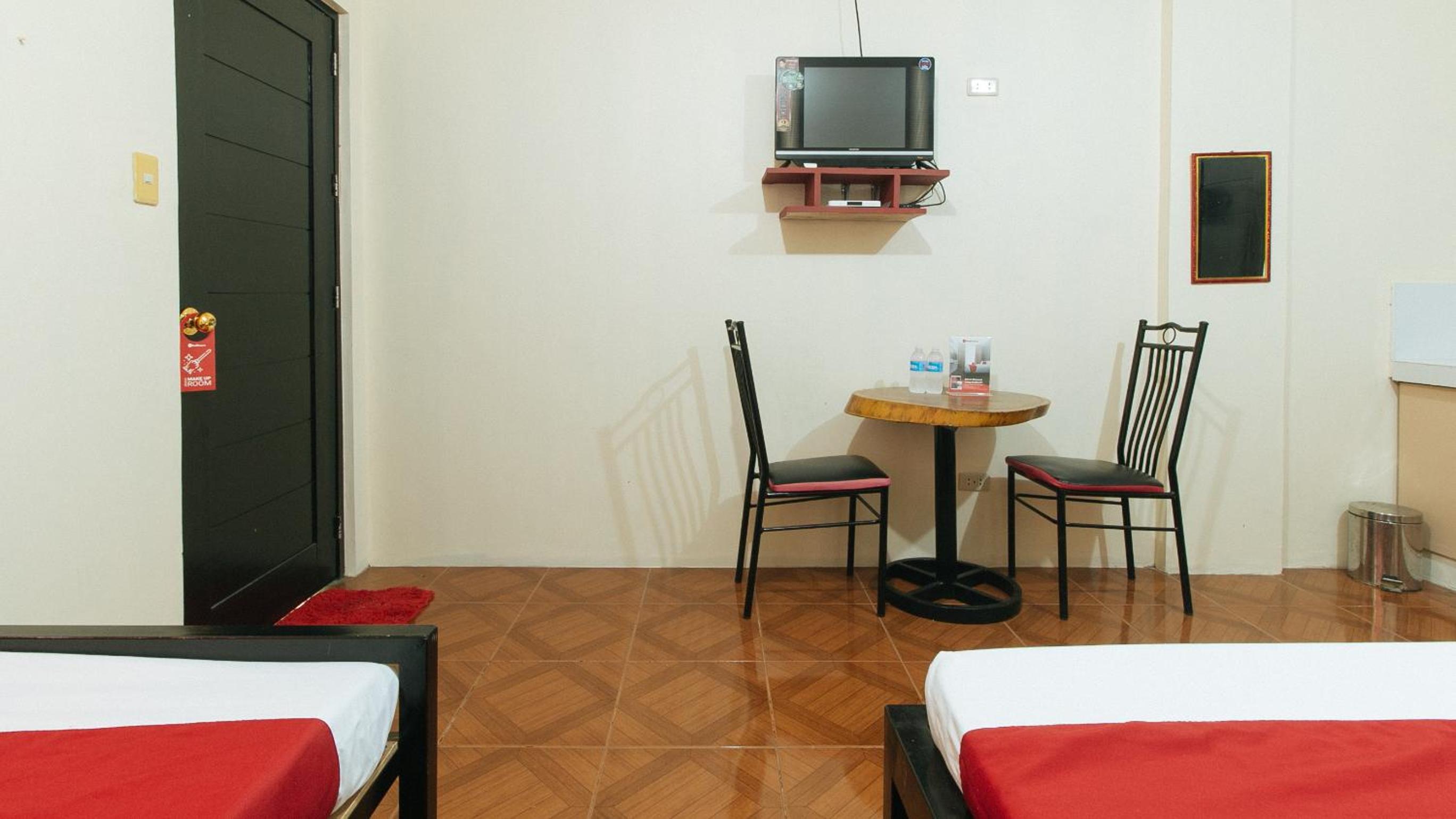 Family Room photo 2