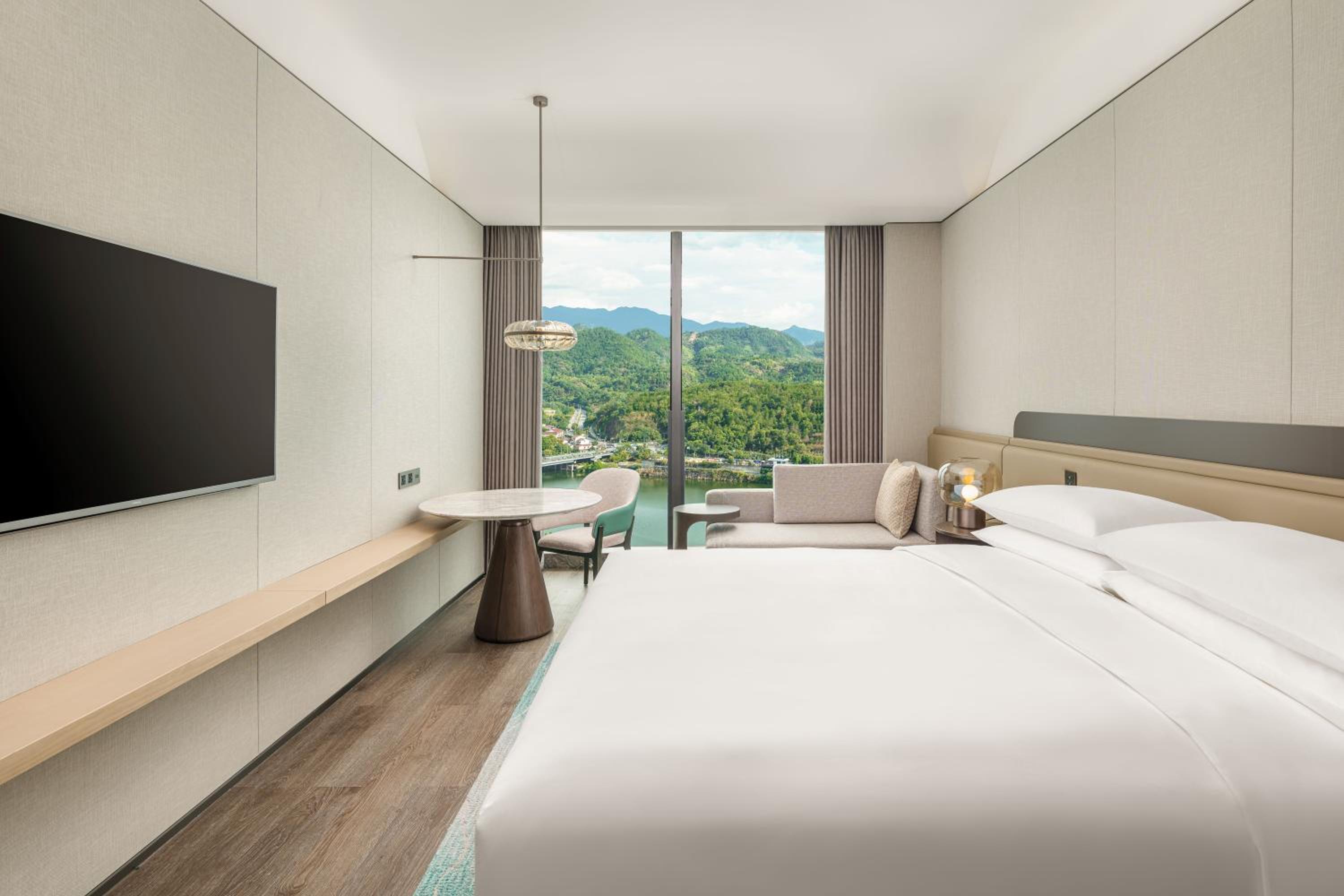 Executive King Room