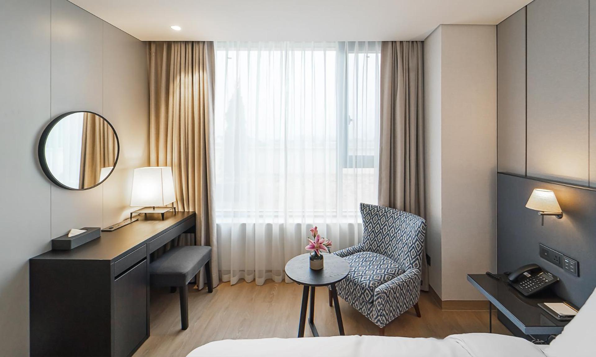 Standard Double Room - Photo 4