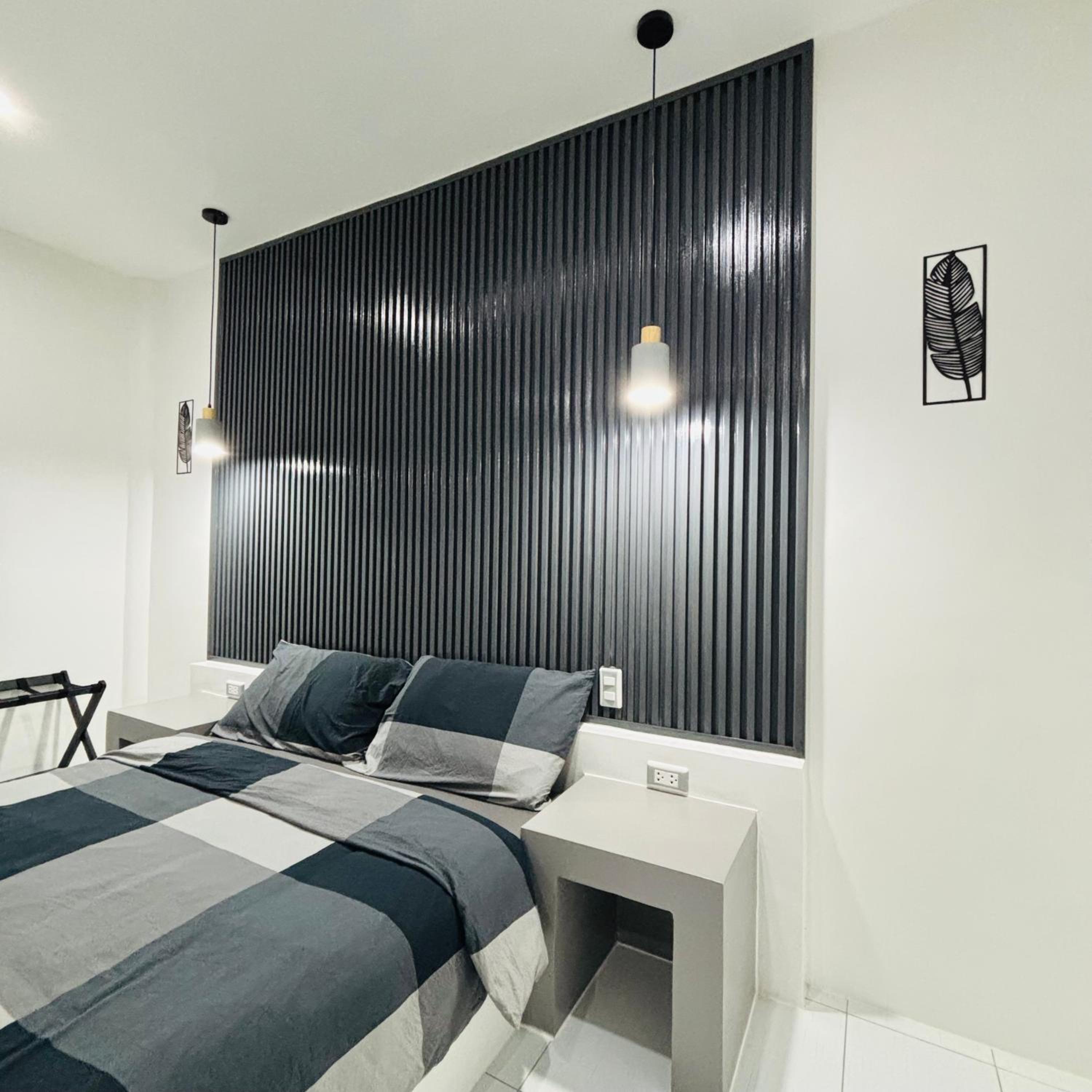 Suite - Photo 7