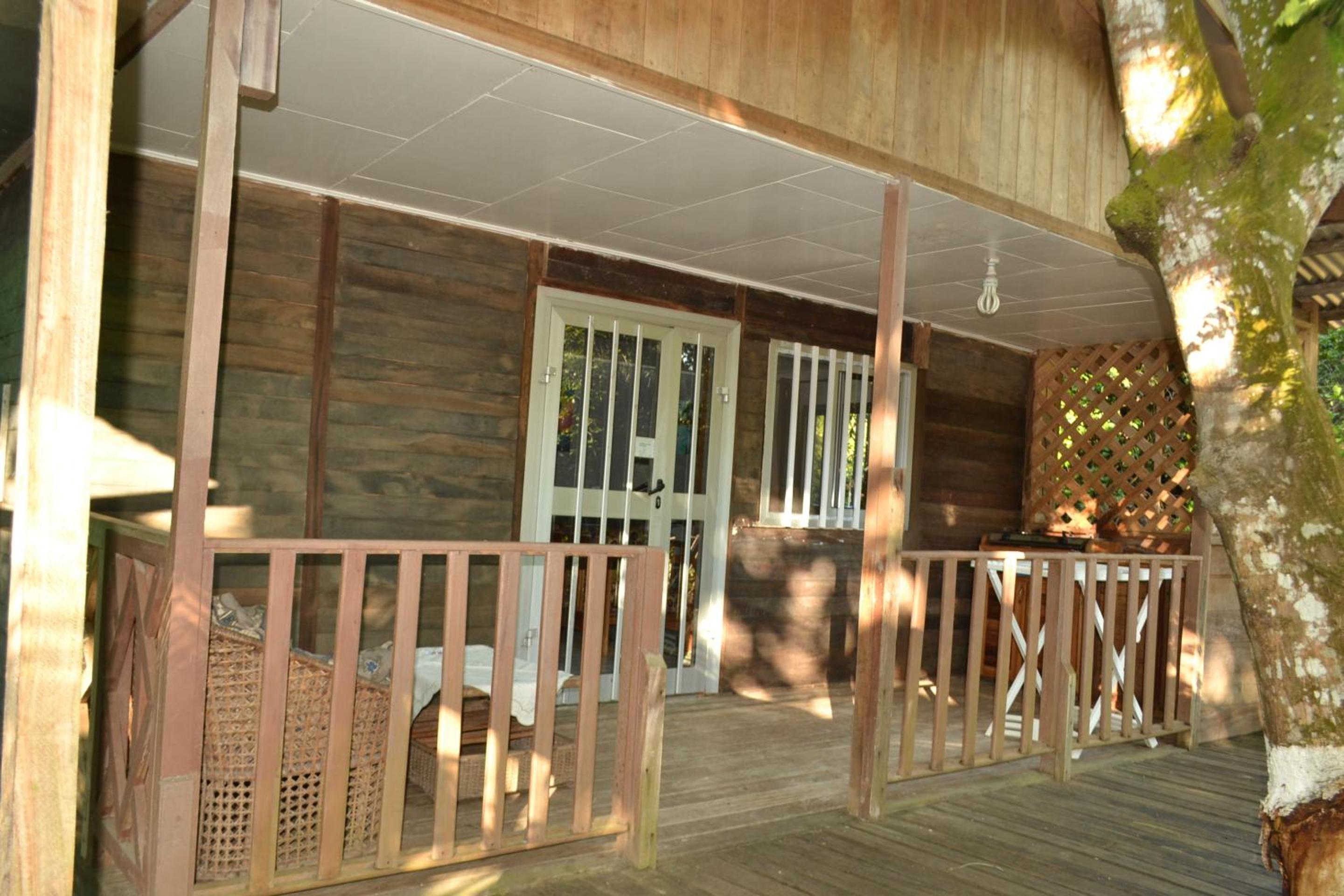 Bungalow with Patio
