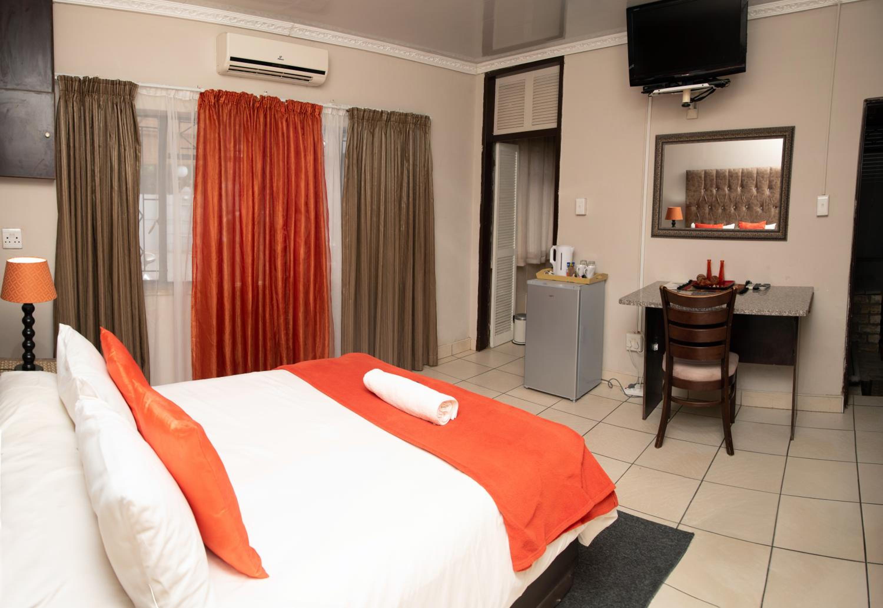 Double Room photo 3