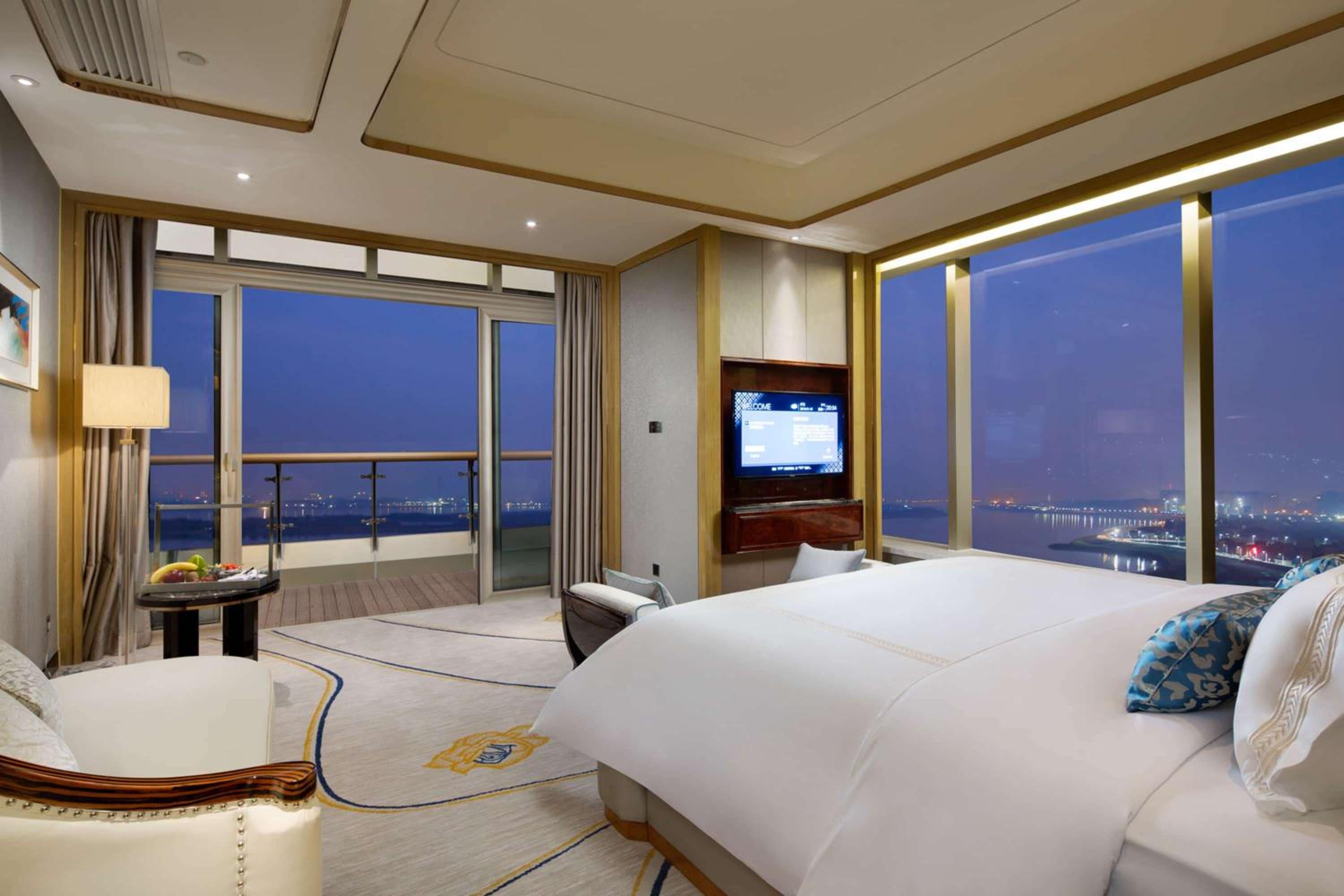 Executive Suite photo 1