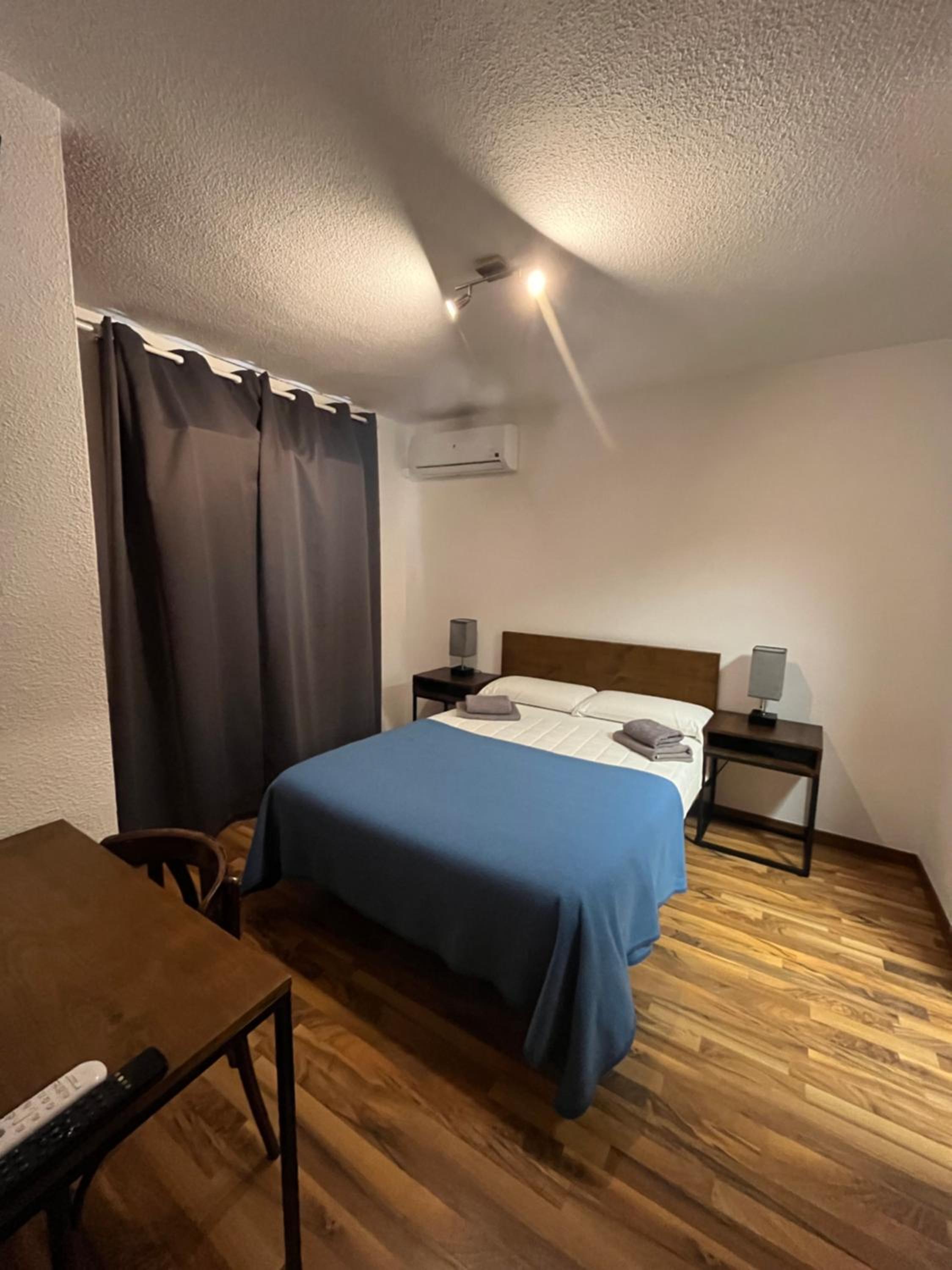 Standard Queen Room - Photo 2