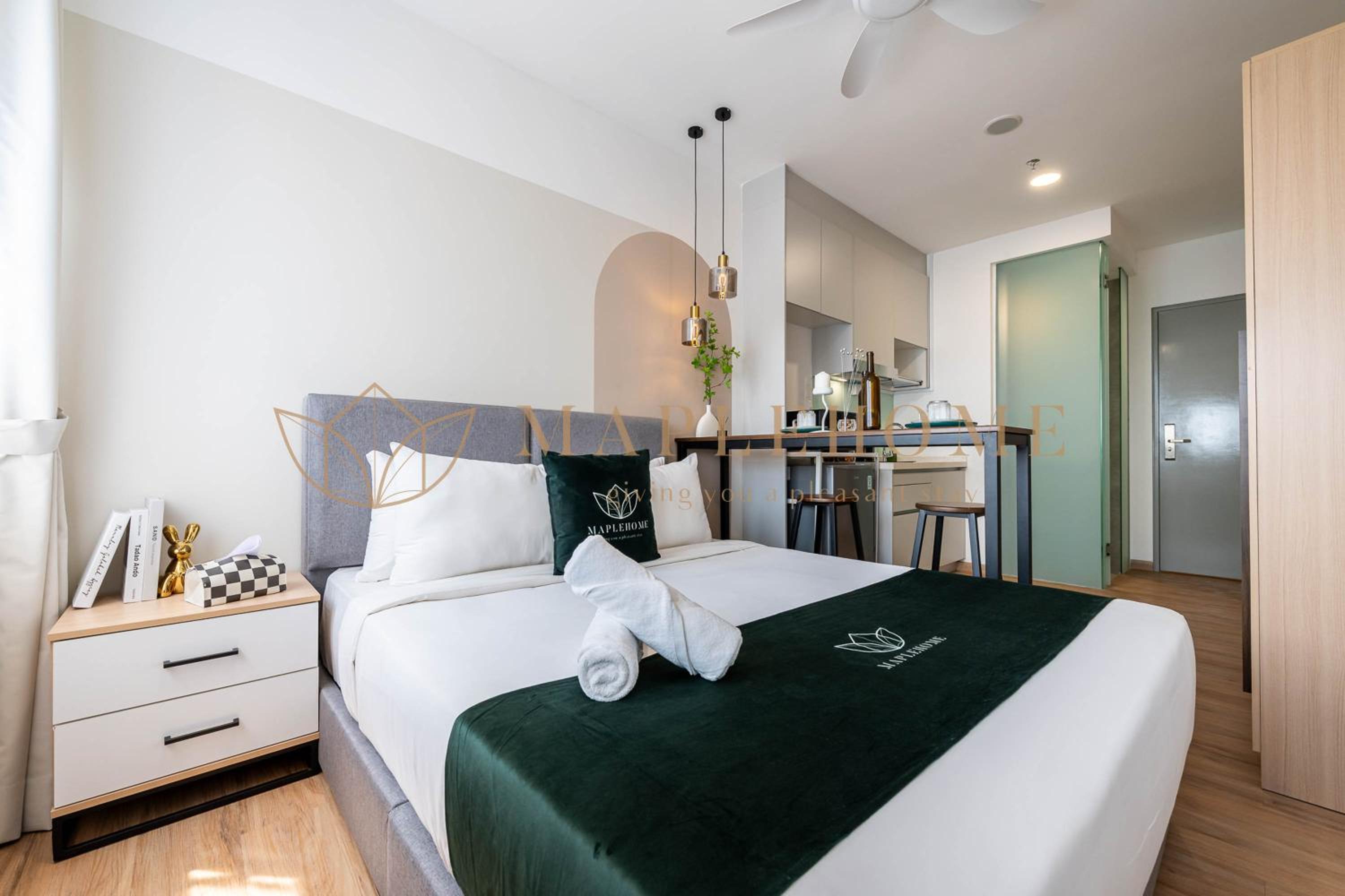Deluxe Queen Suite - Without Parking