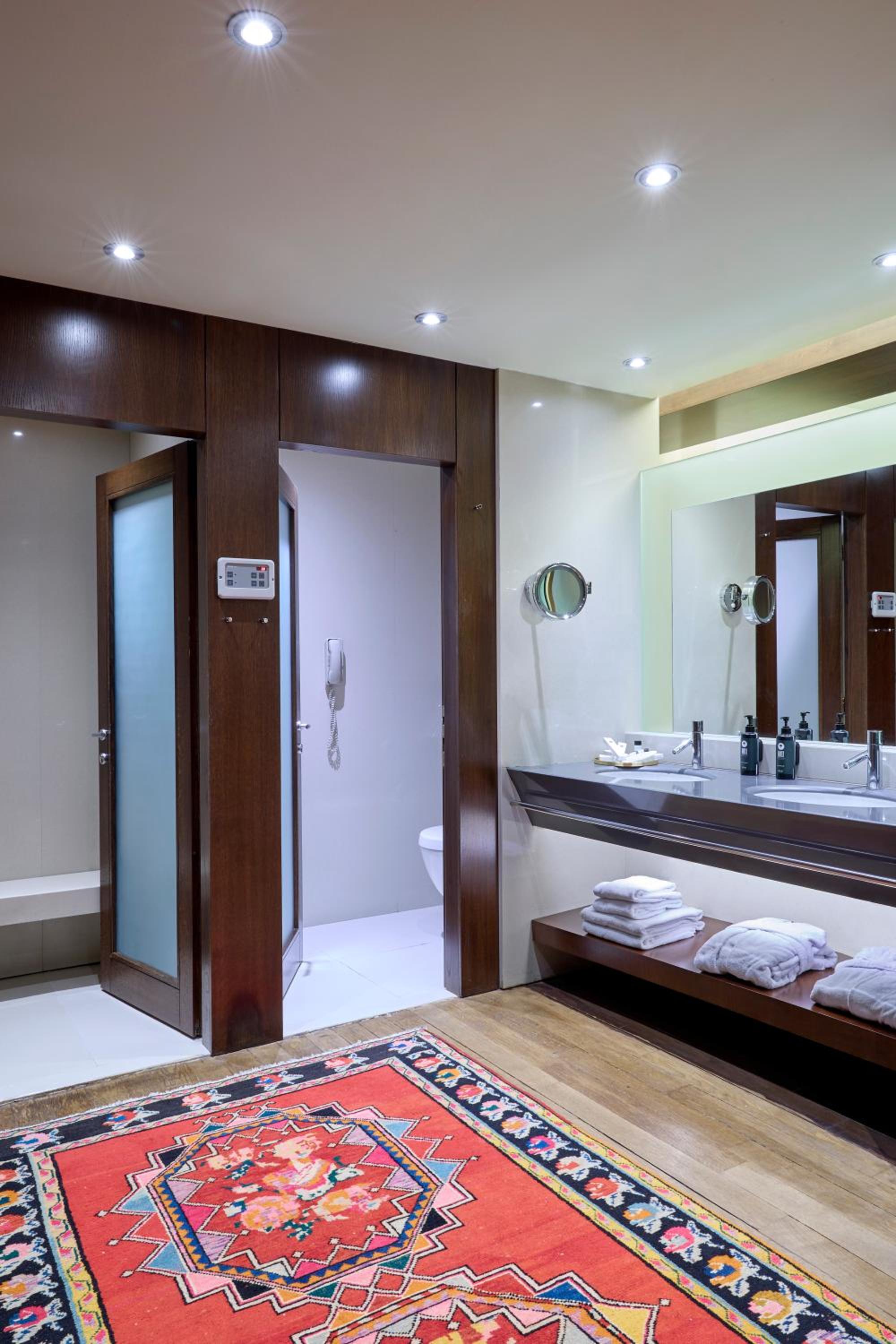 Penthouse Suite photo 3