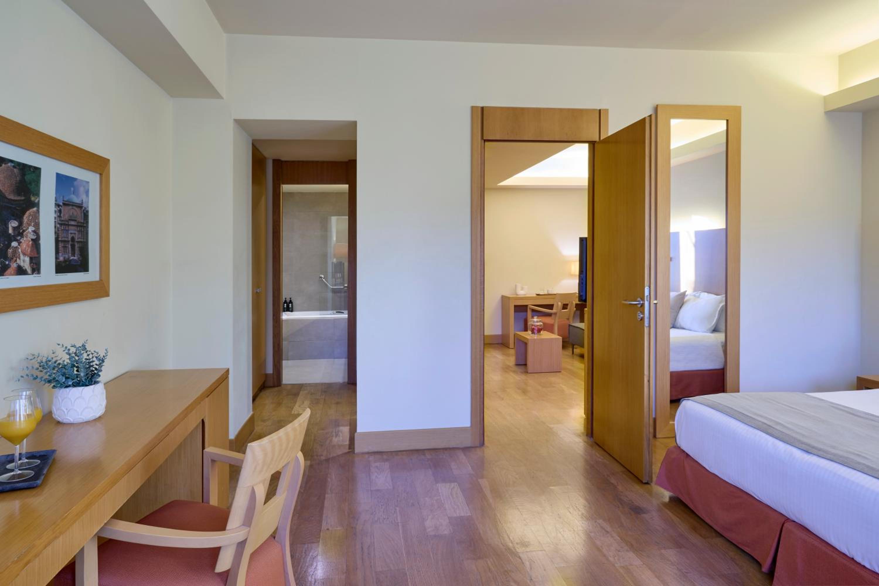 Family Suite - Photo 4
