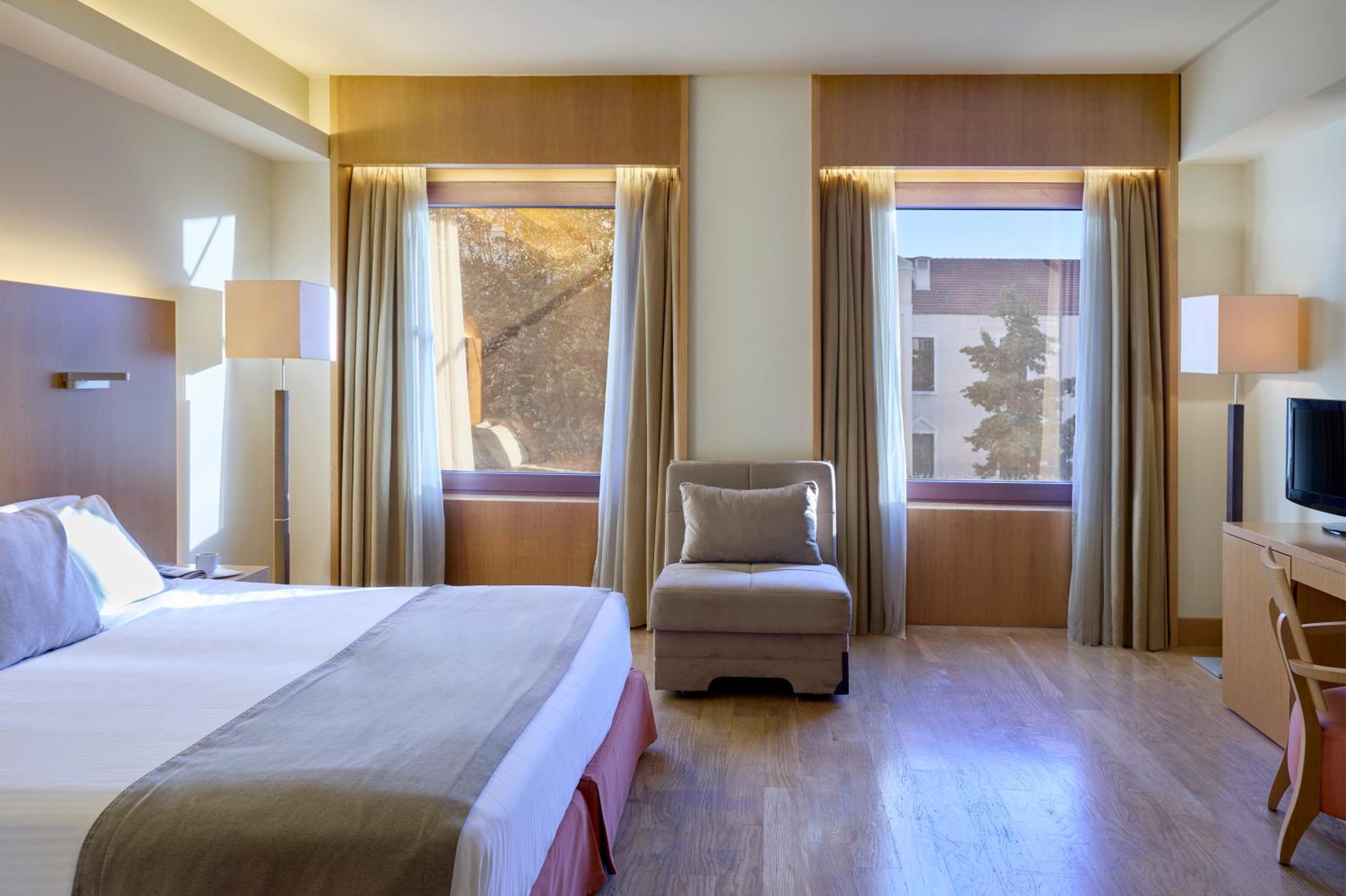 Family Suite - Photo 1