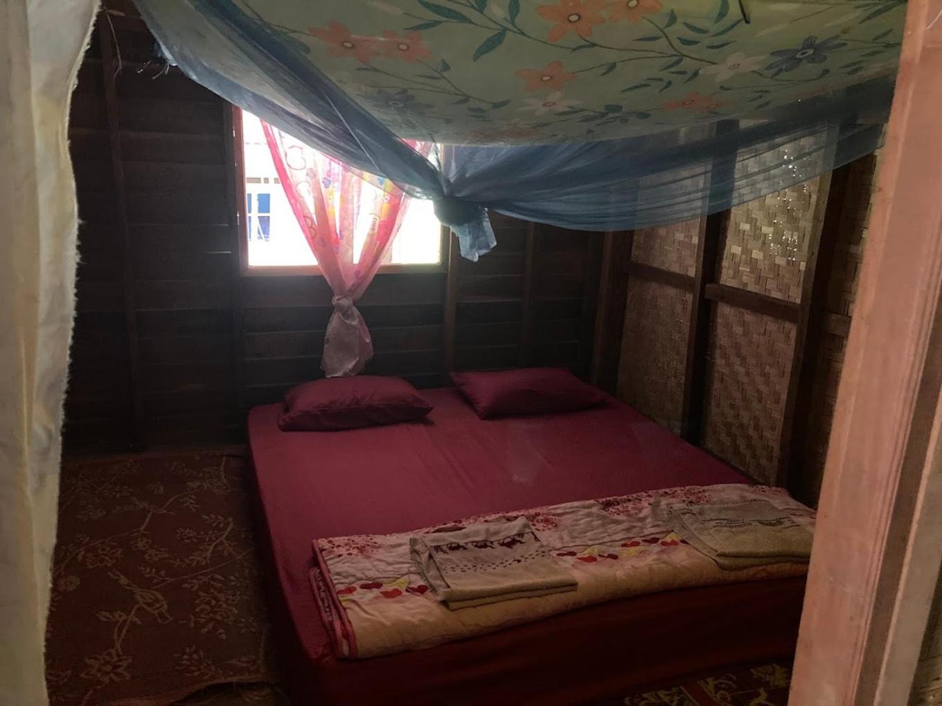 Double Room with Shared Bathroom photo 3