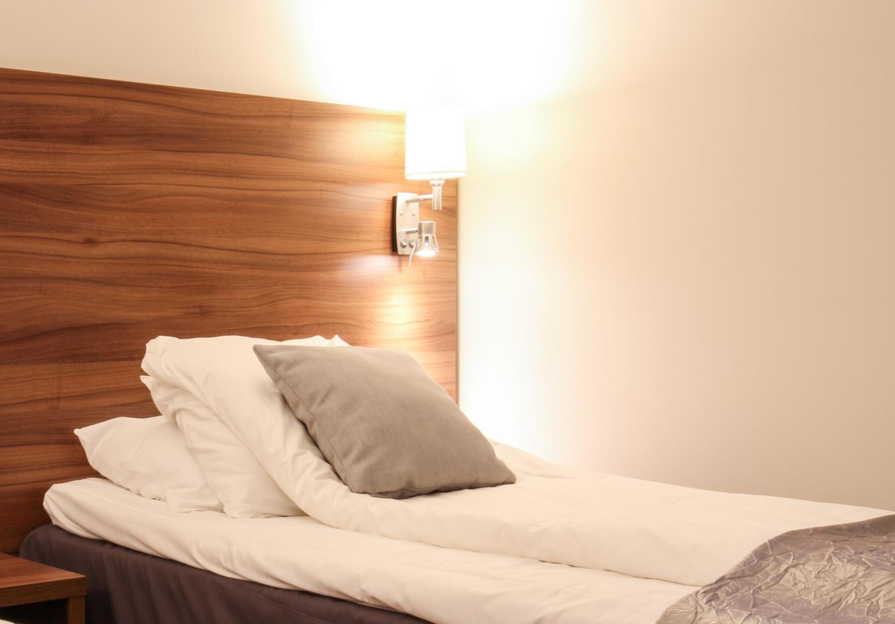 Standard Twin Room - Photo 5