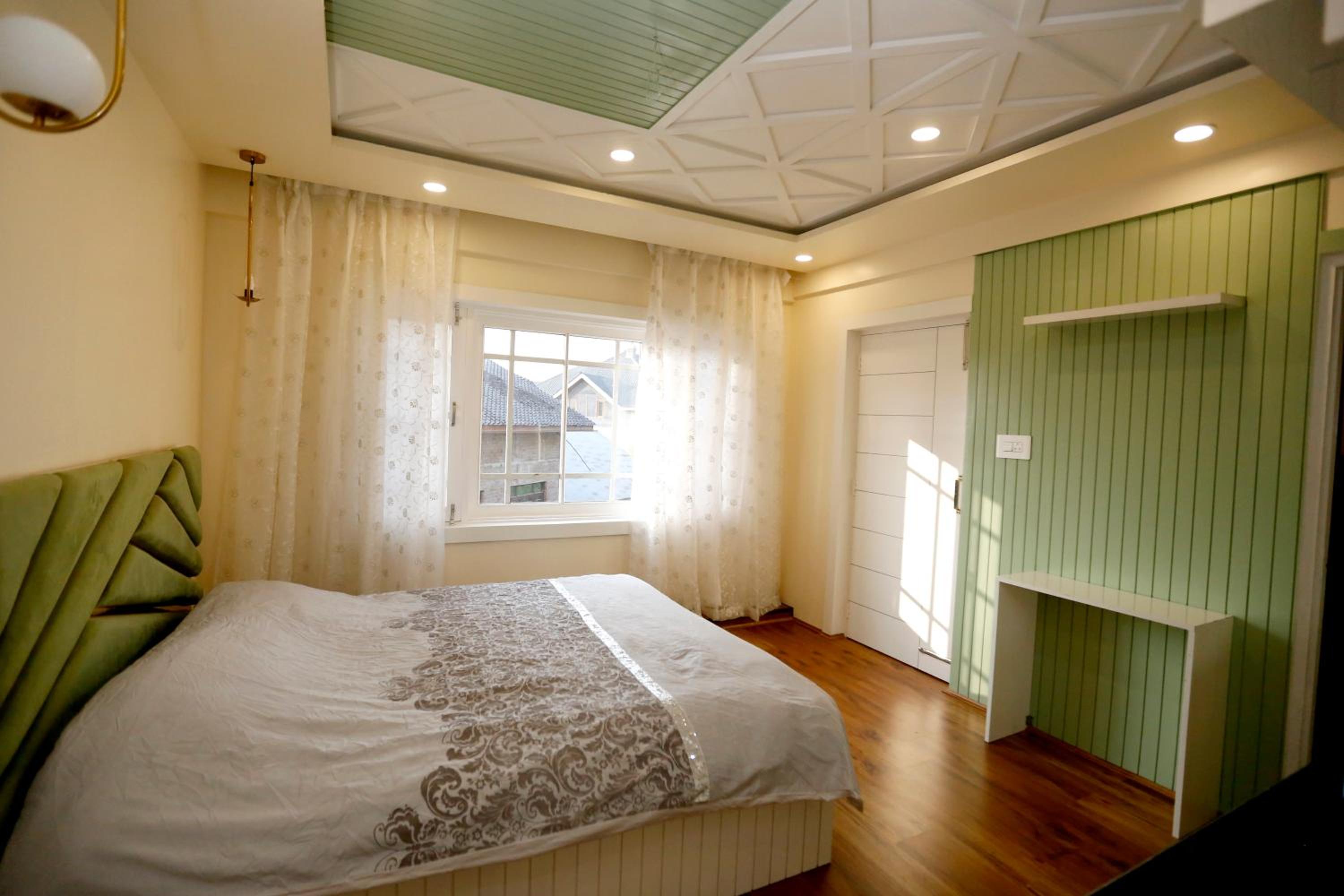 Two-Bedroom Apartment - Photo 3