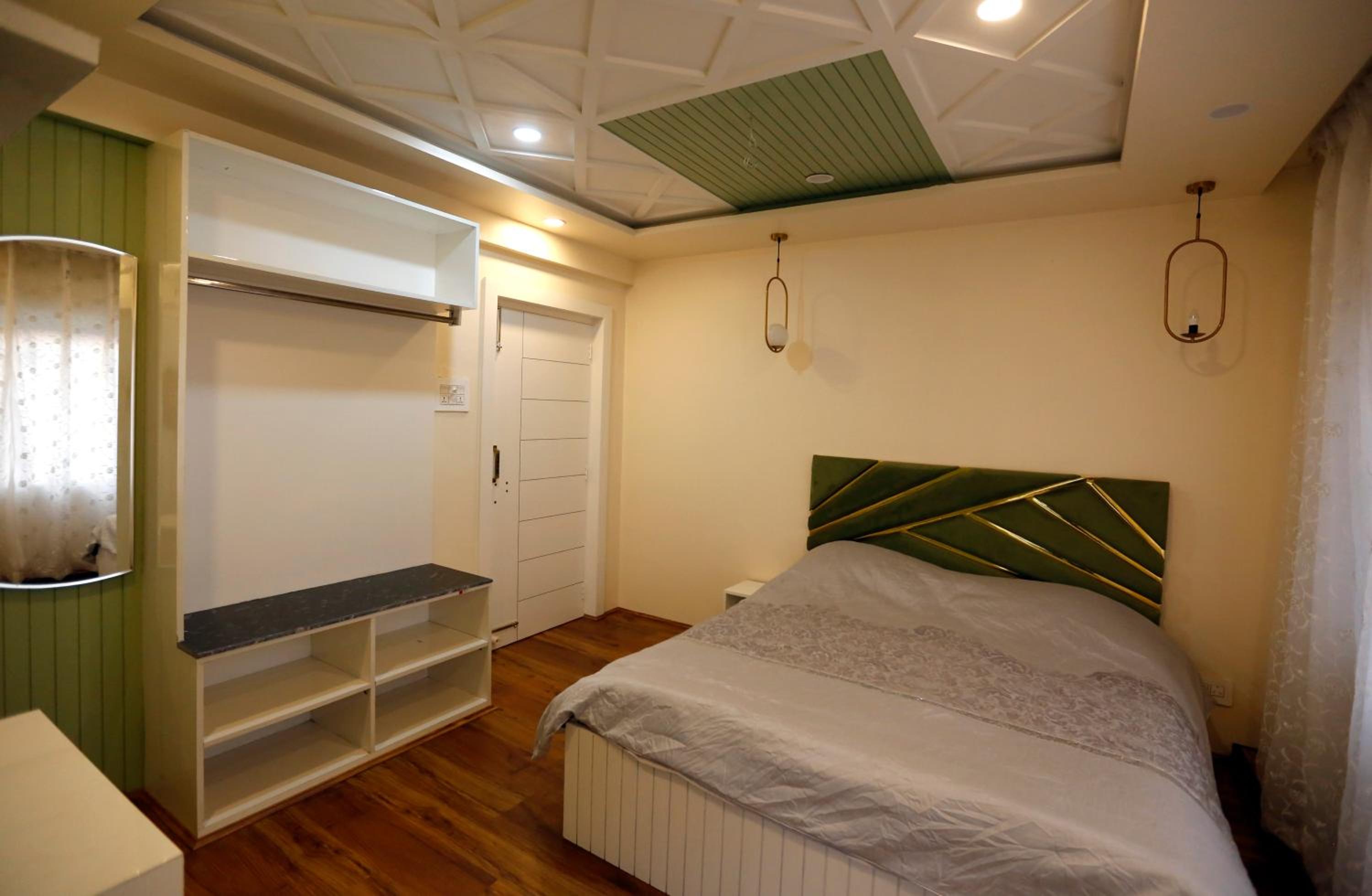 Two-Bedroom Apartment - Photo 21