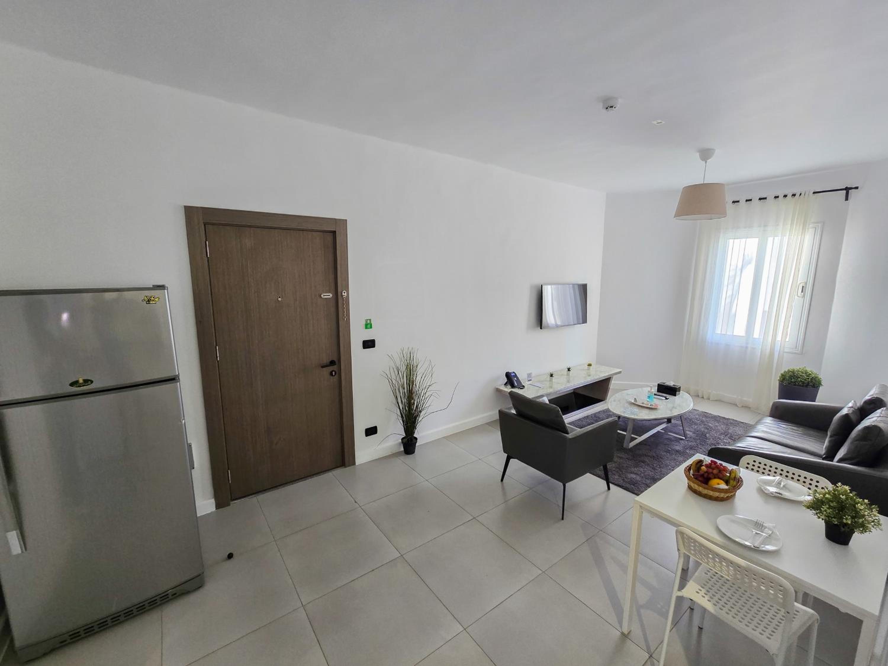 Deluxe Suite - Photo 1