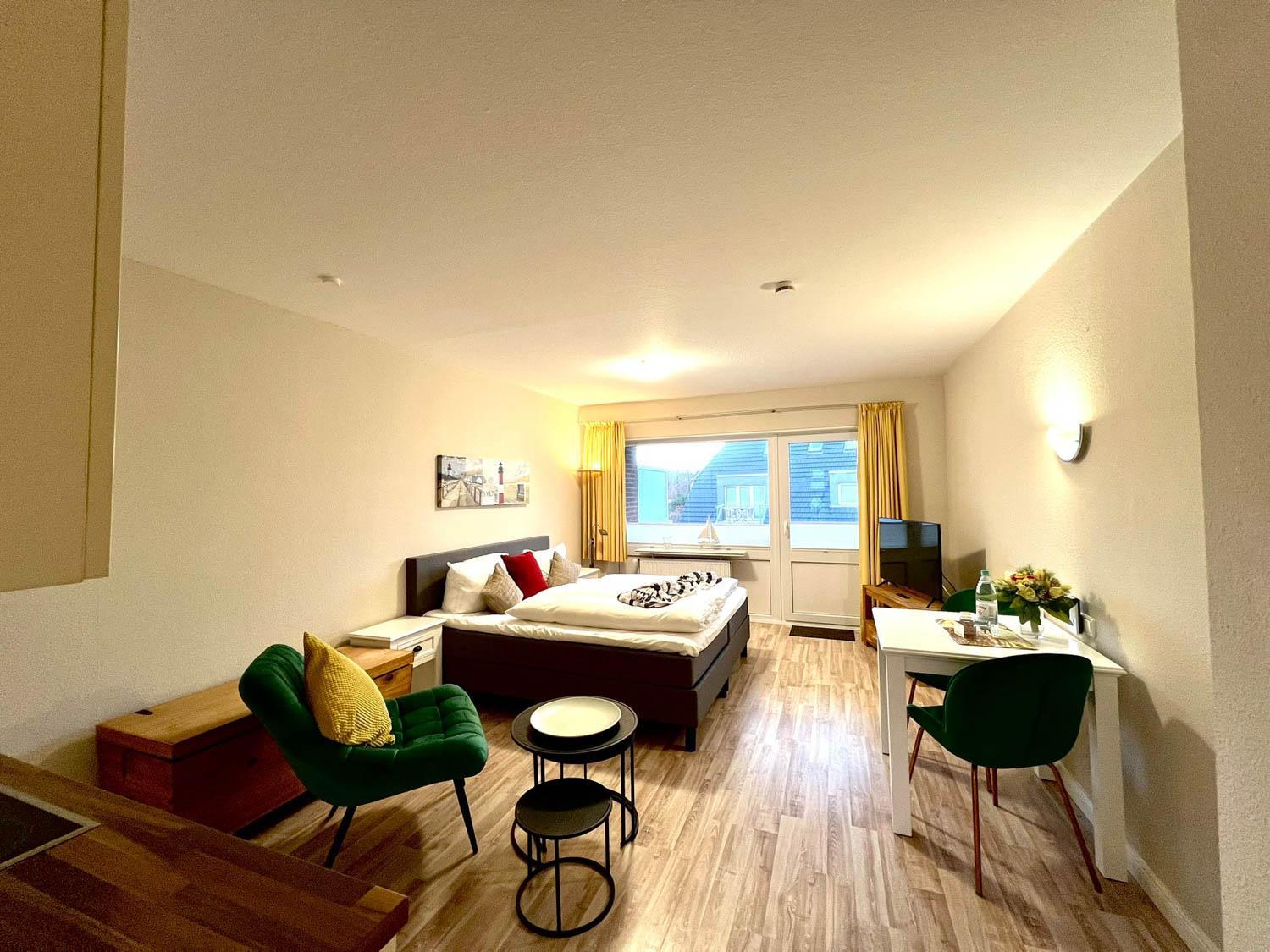Apartment with Balcony