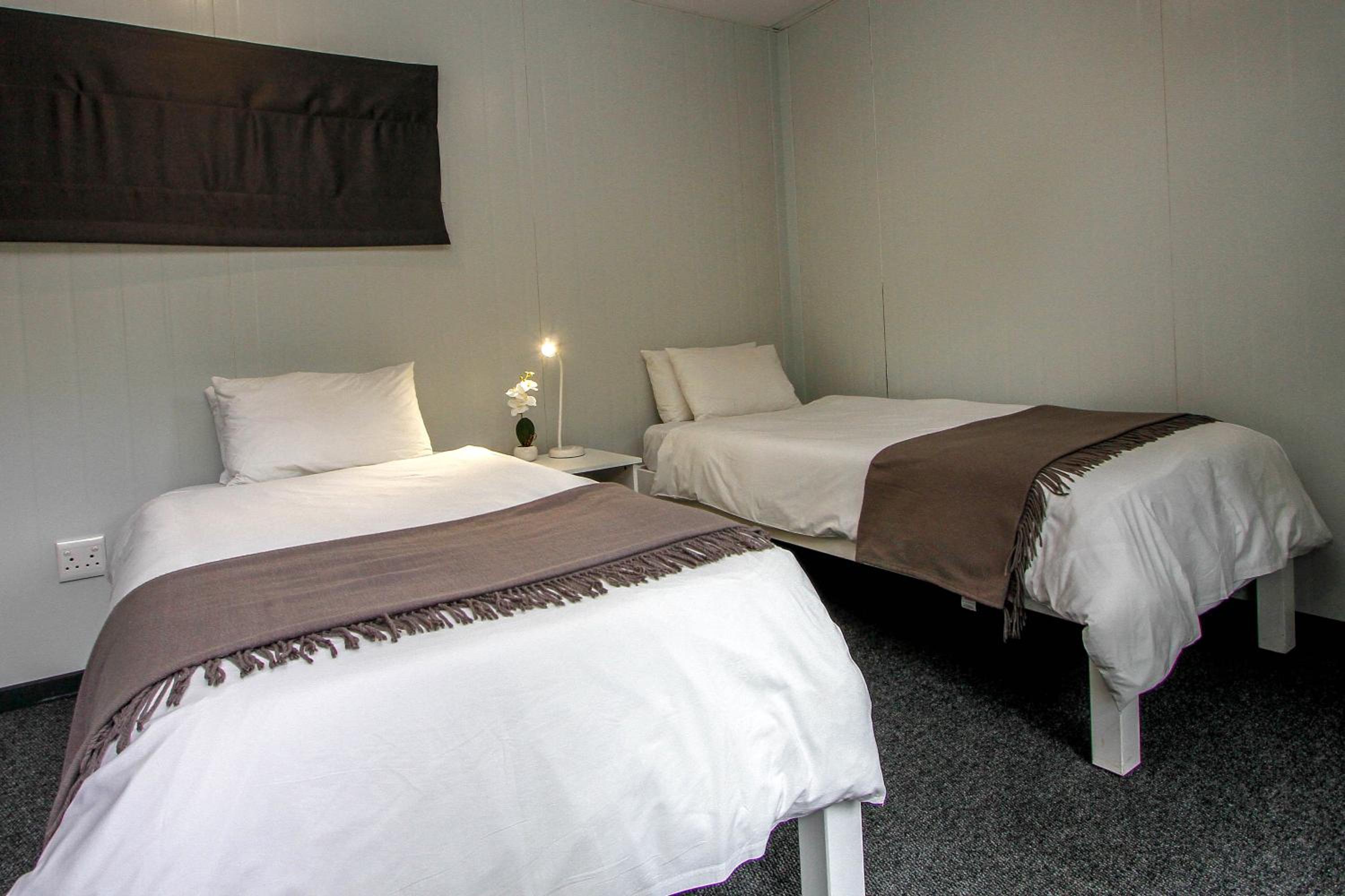 Twin Room - Photo 1