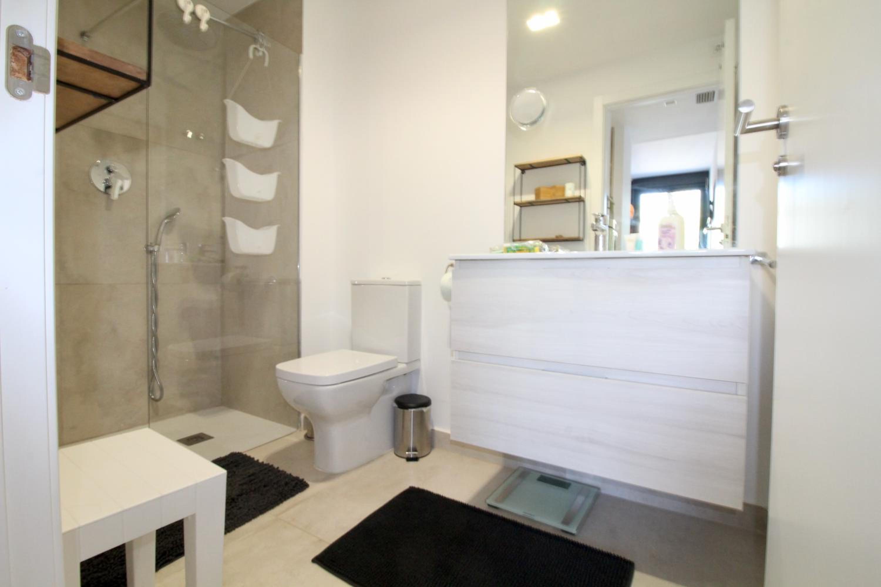 Apartment - Ground Floor photo 3