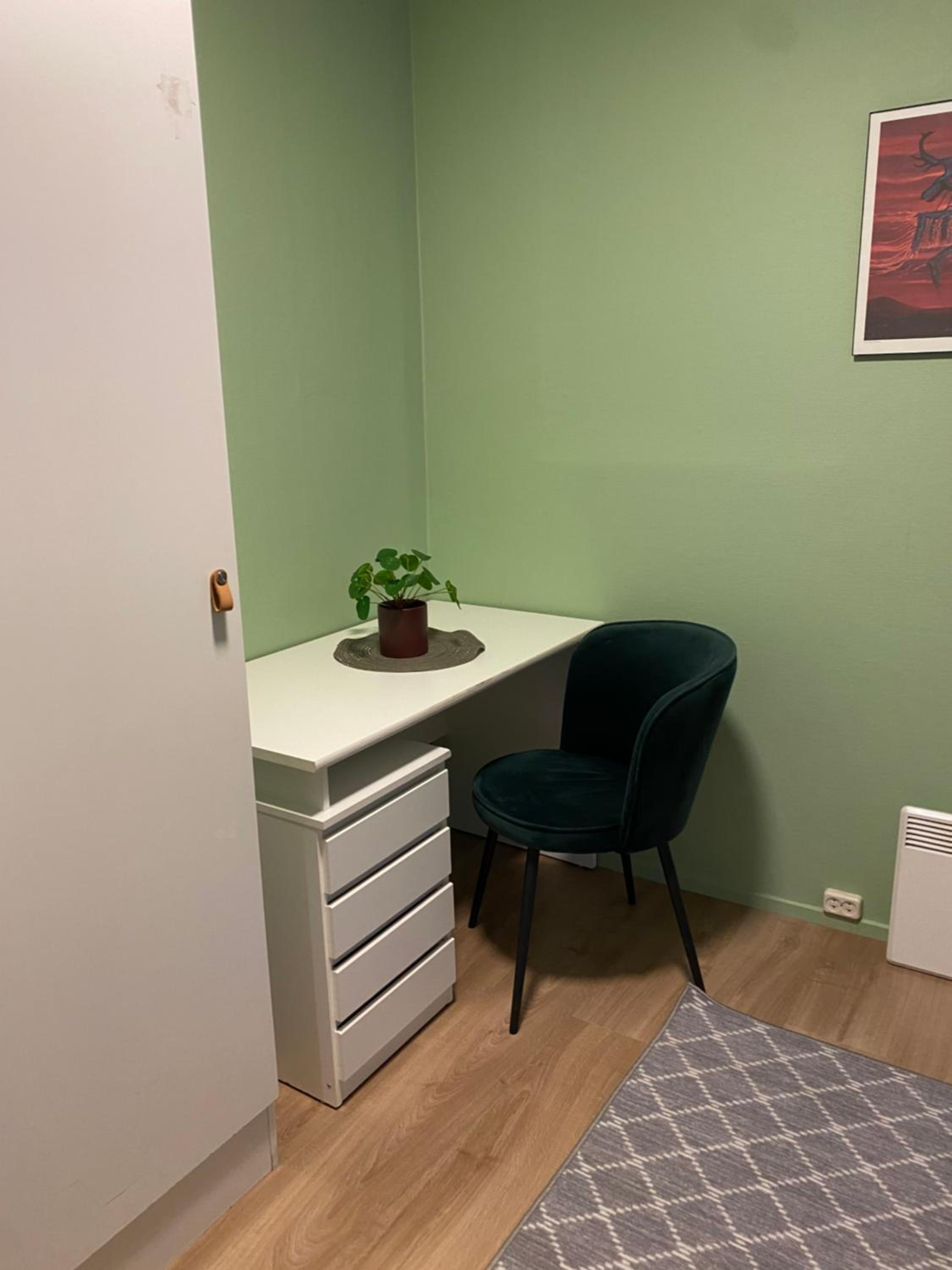 Two-Bedroom Family Apartment - Photo 2