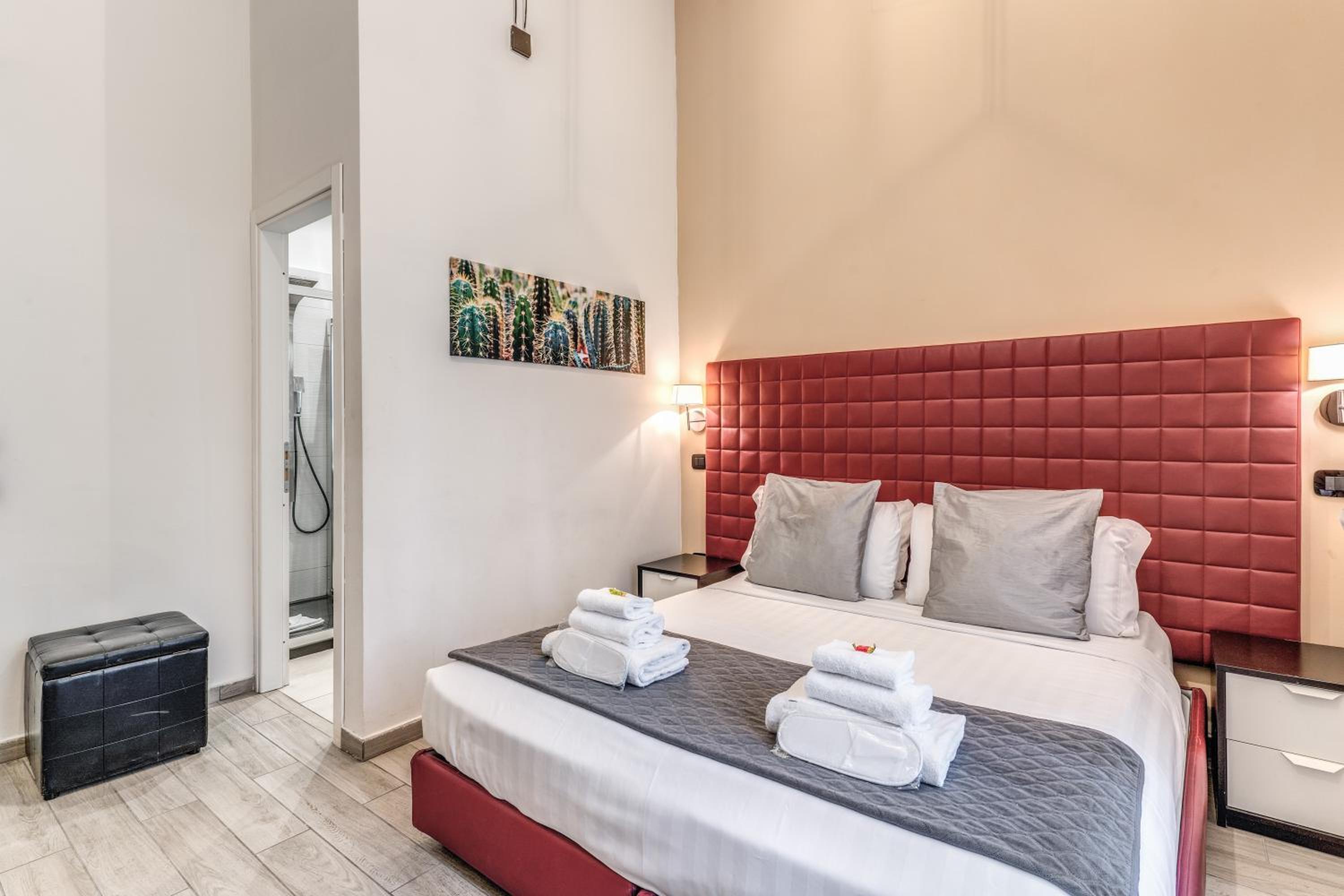 Double or Twin Room photo 2