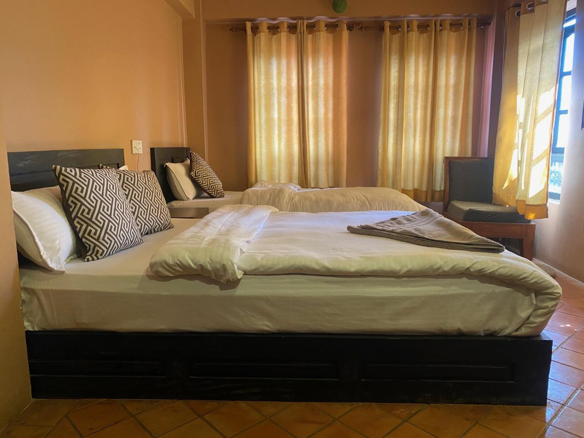 Budget Double Room photo 2