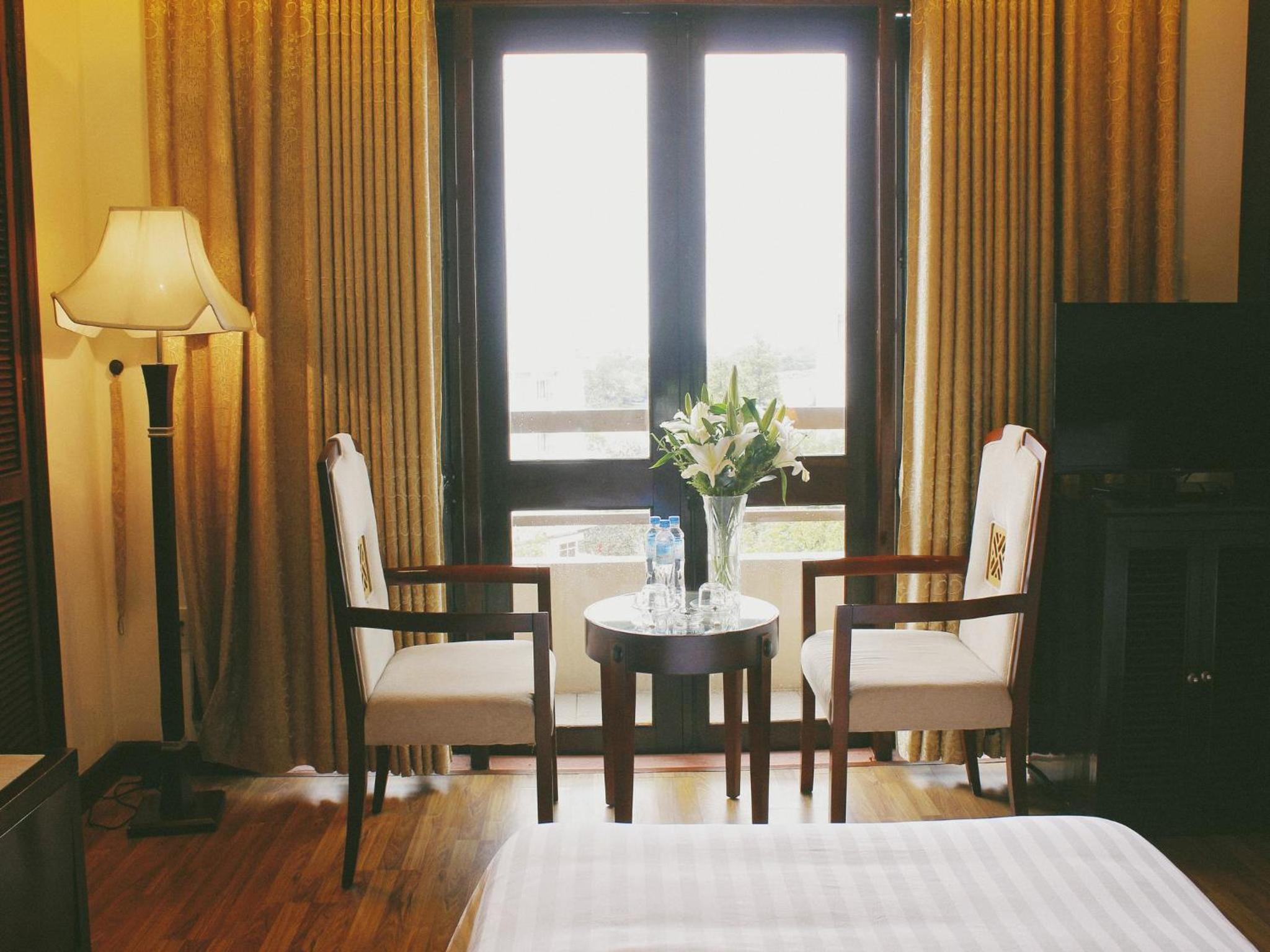 Deluxe Triple Room - Photo 1