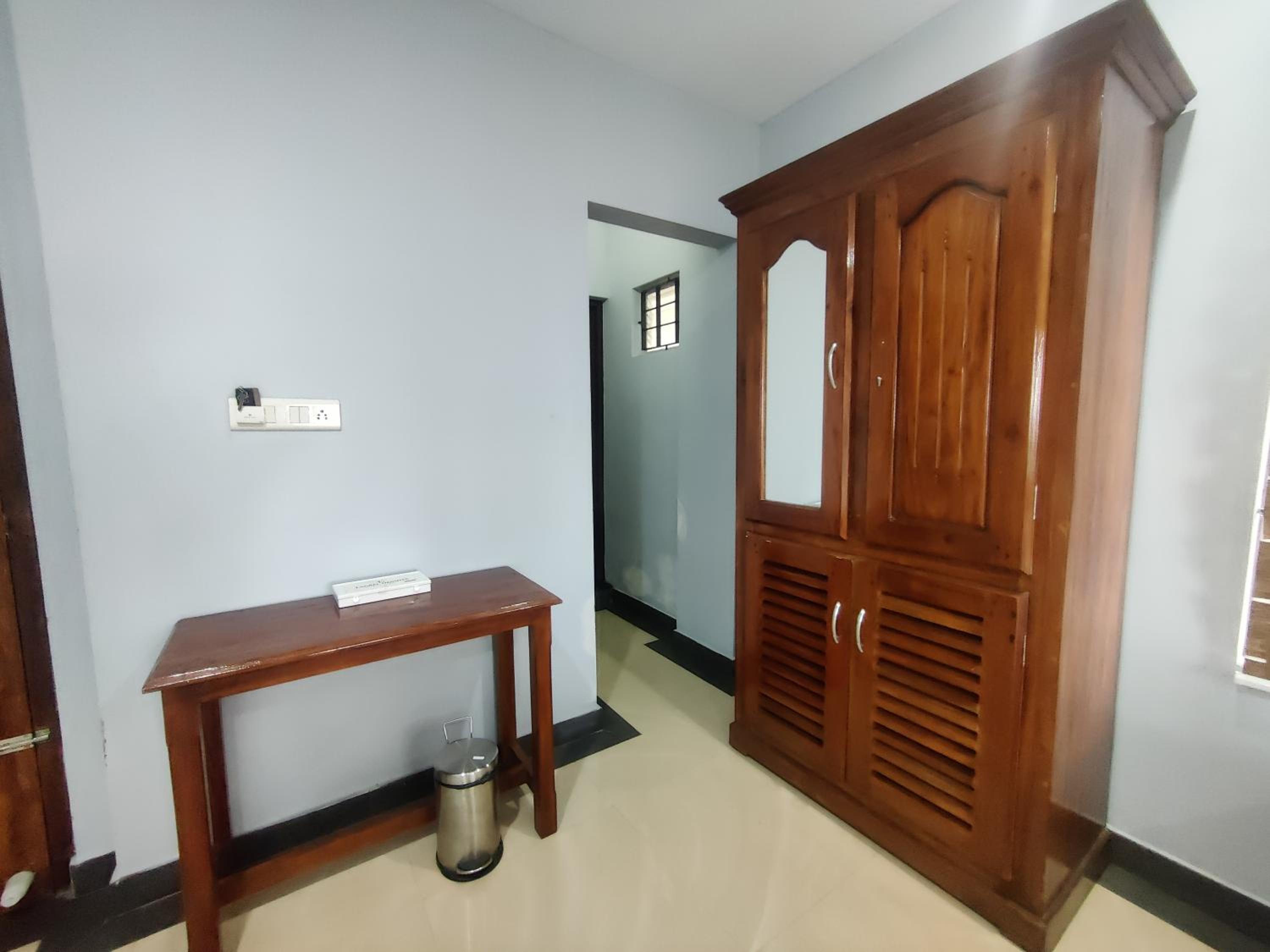 Deluxe Double Room with Balcony photo 2