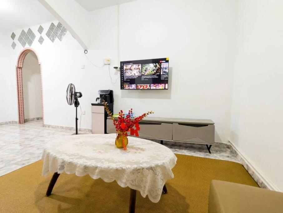Four-Bedroom House photo 1