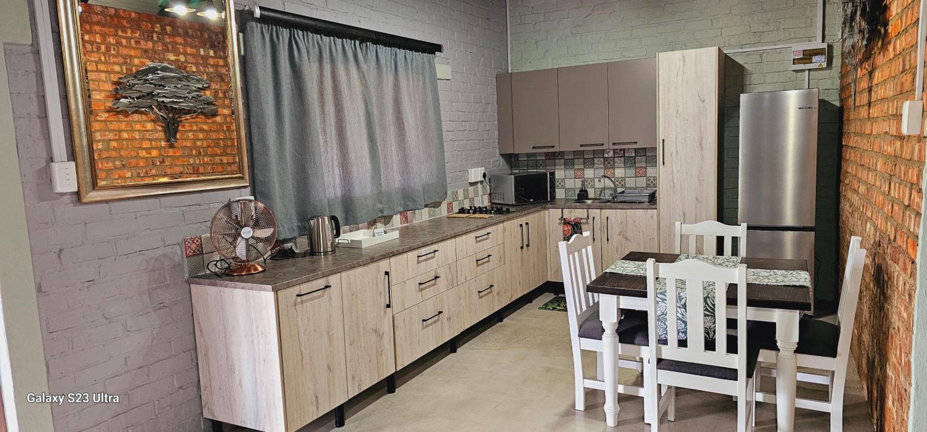 One-Bedroom Chalet - Photo 2