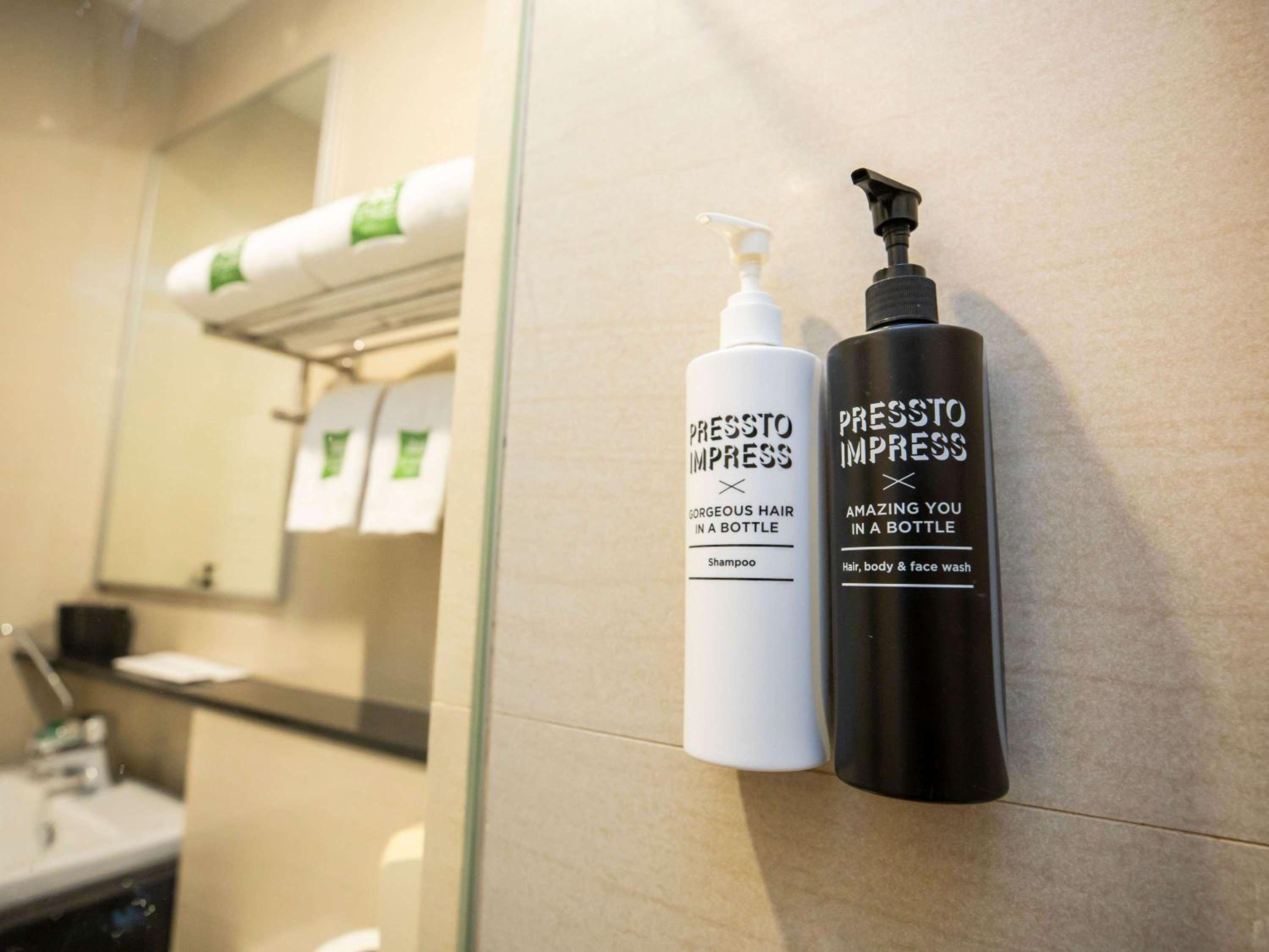Standard Twin Room, 2 Single Beds photo 2