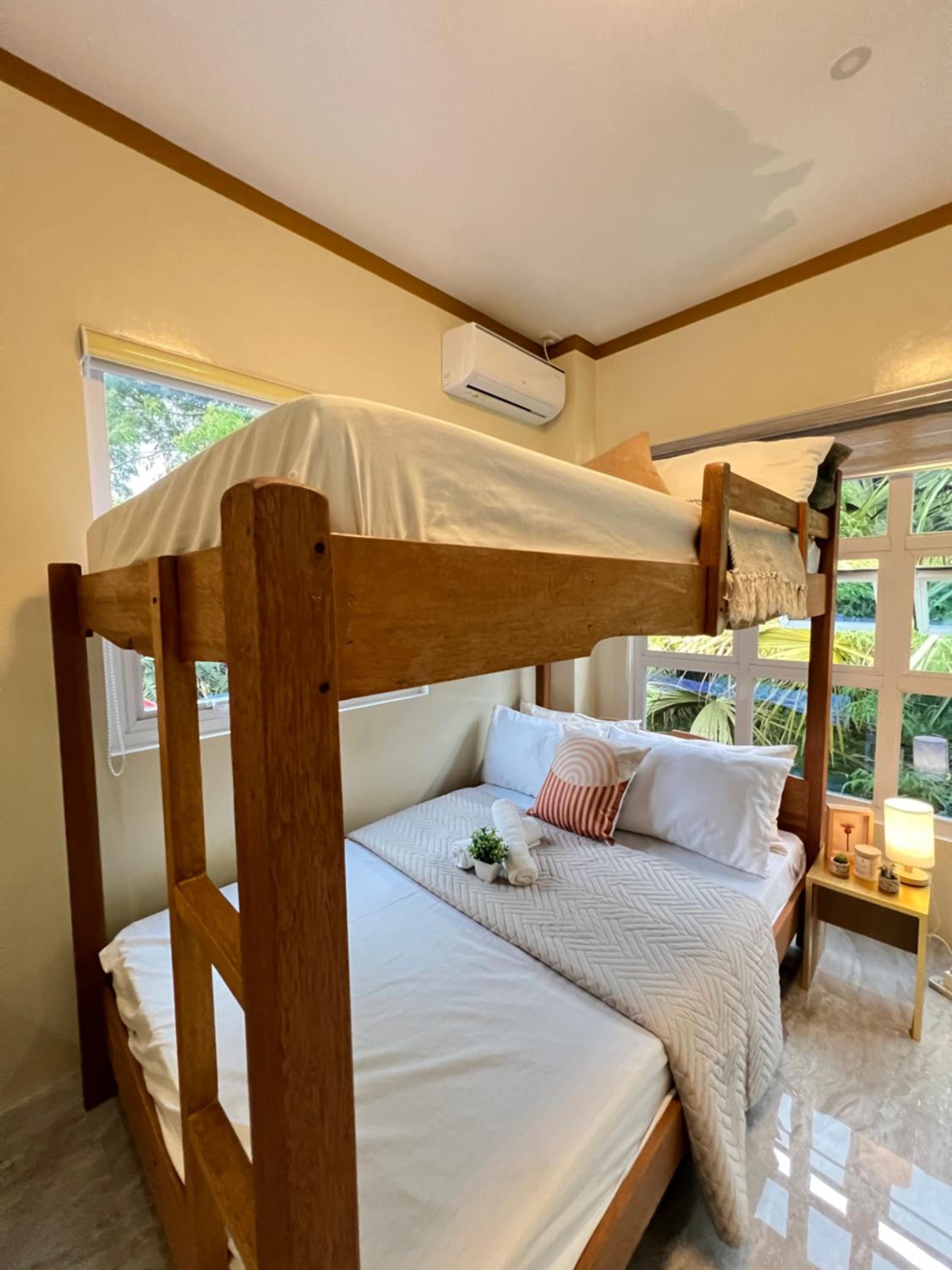 Single Bed In Mixed Dormitory Room photo 2