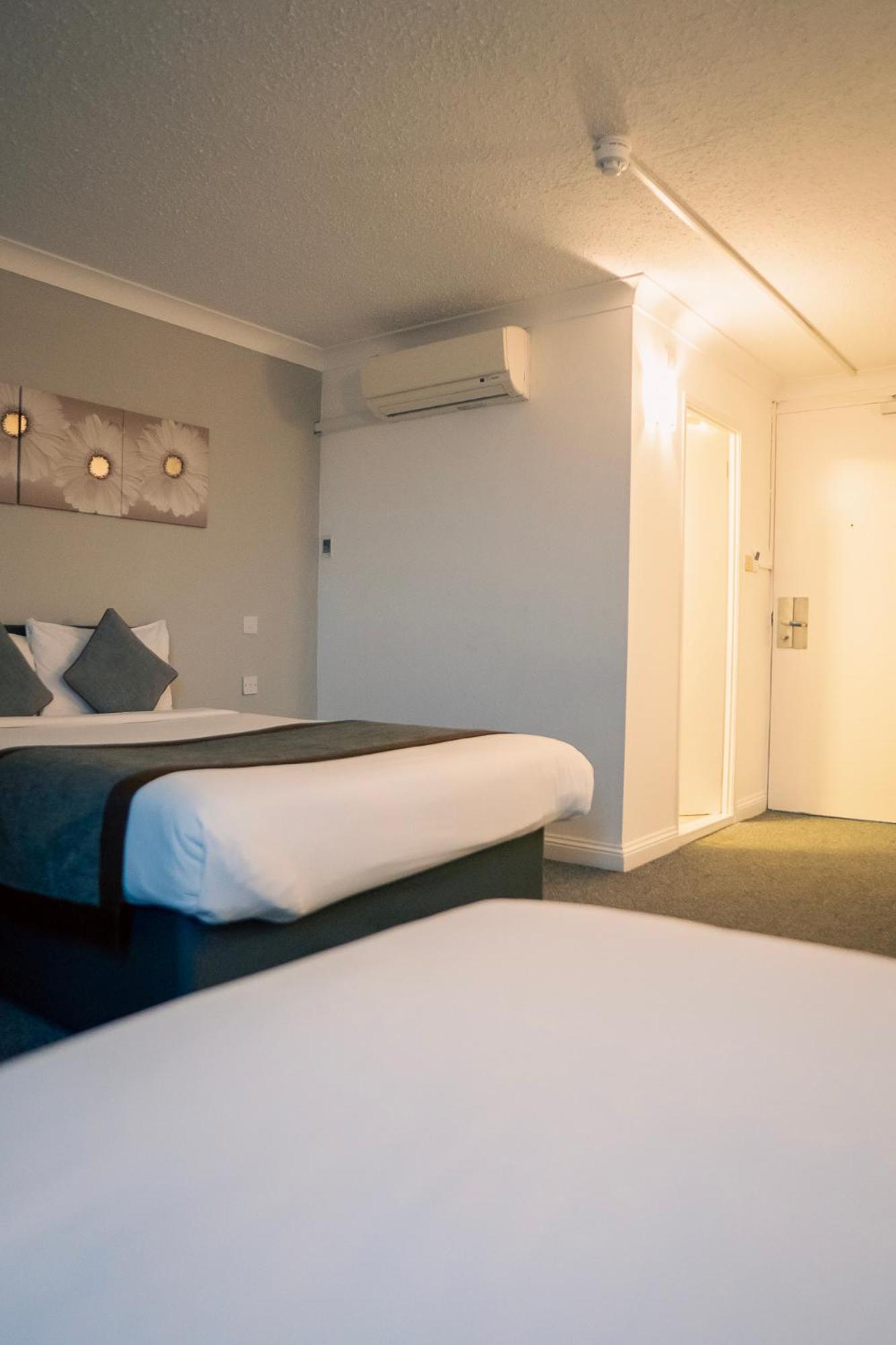 Standard Double Room - Photo 1