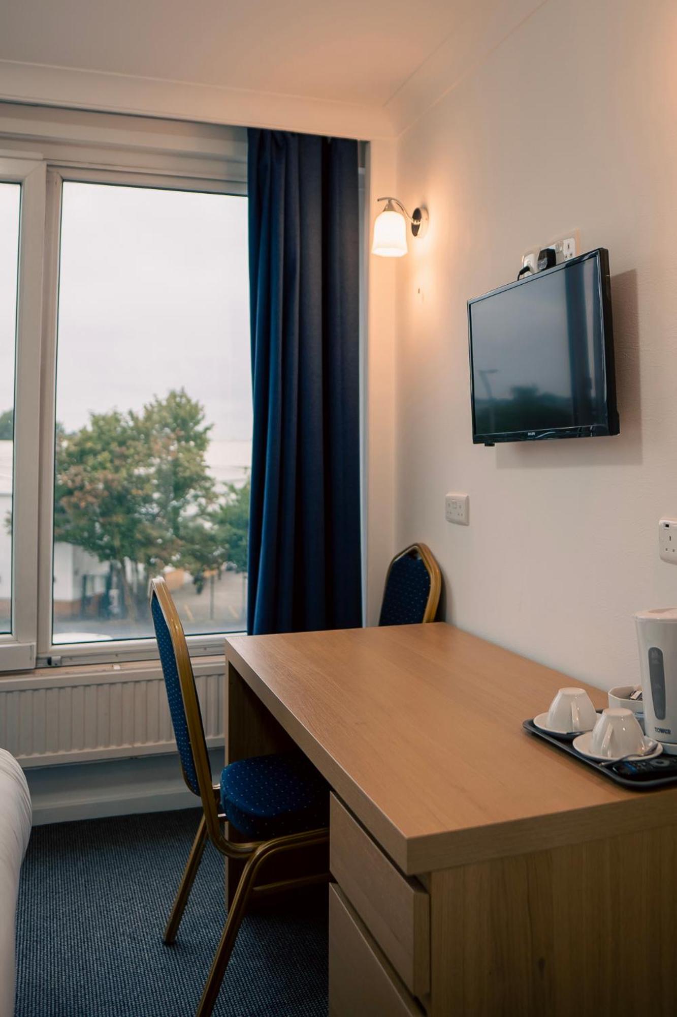 Deluxe Double Room - Photo 19