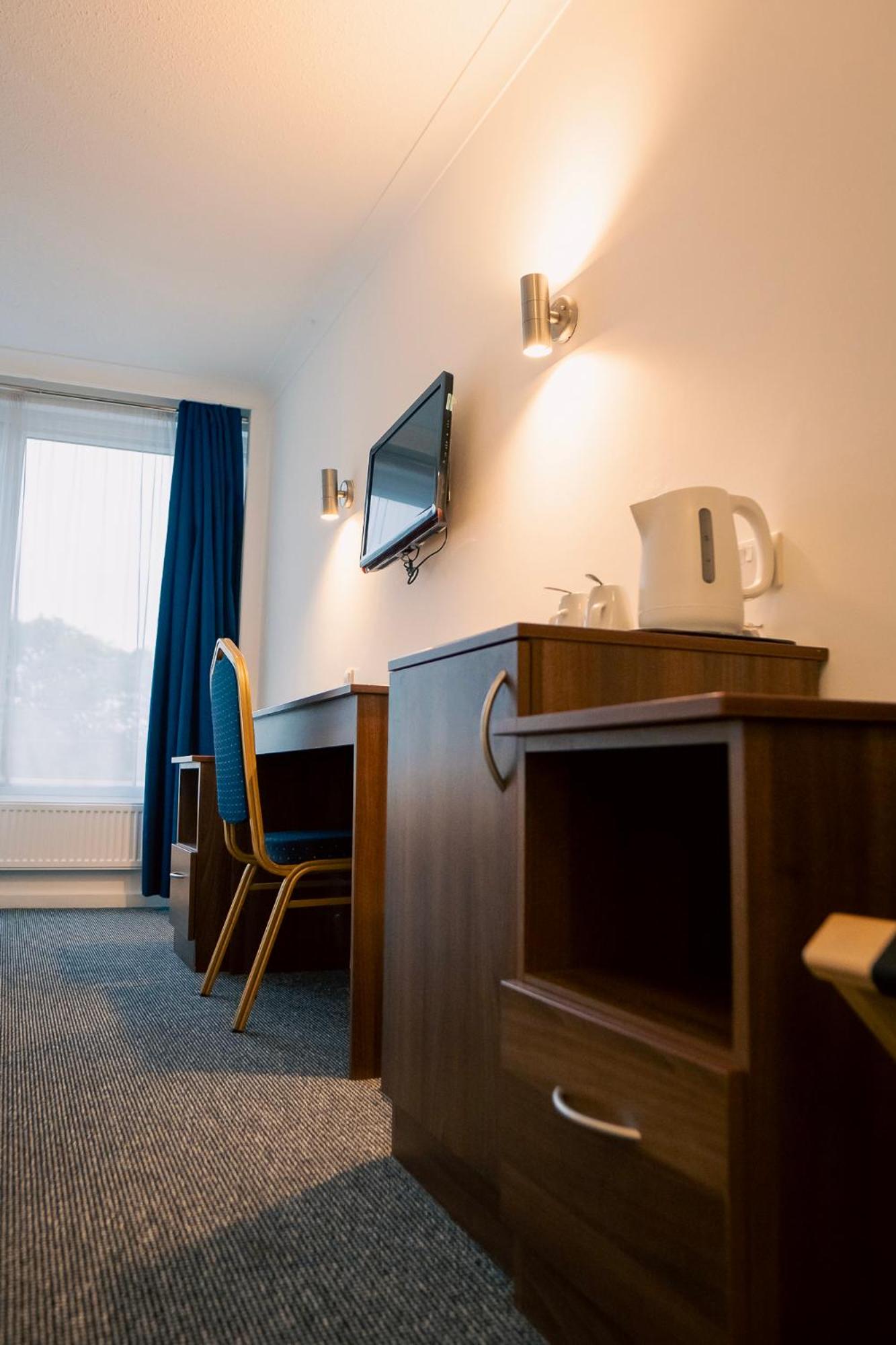 Deluxe Double Room - Photo 14