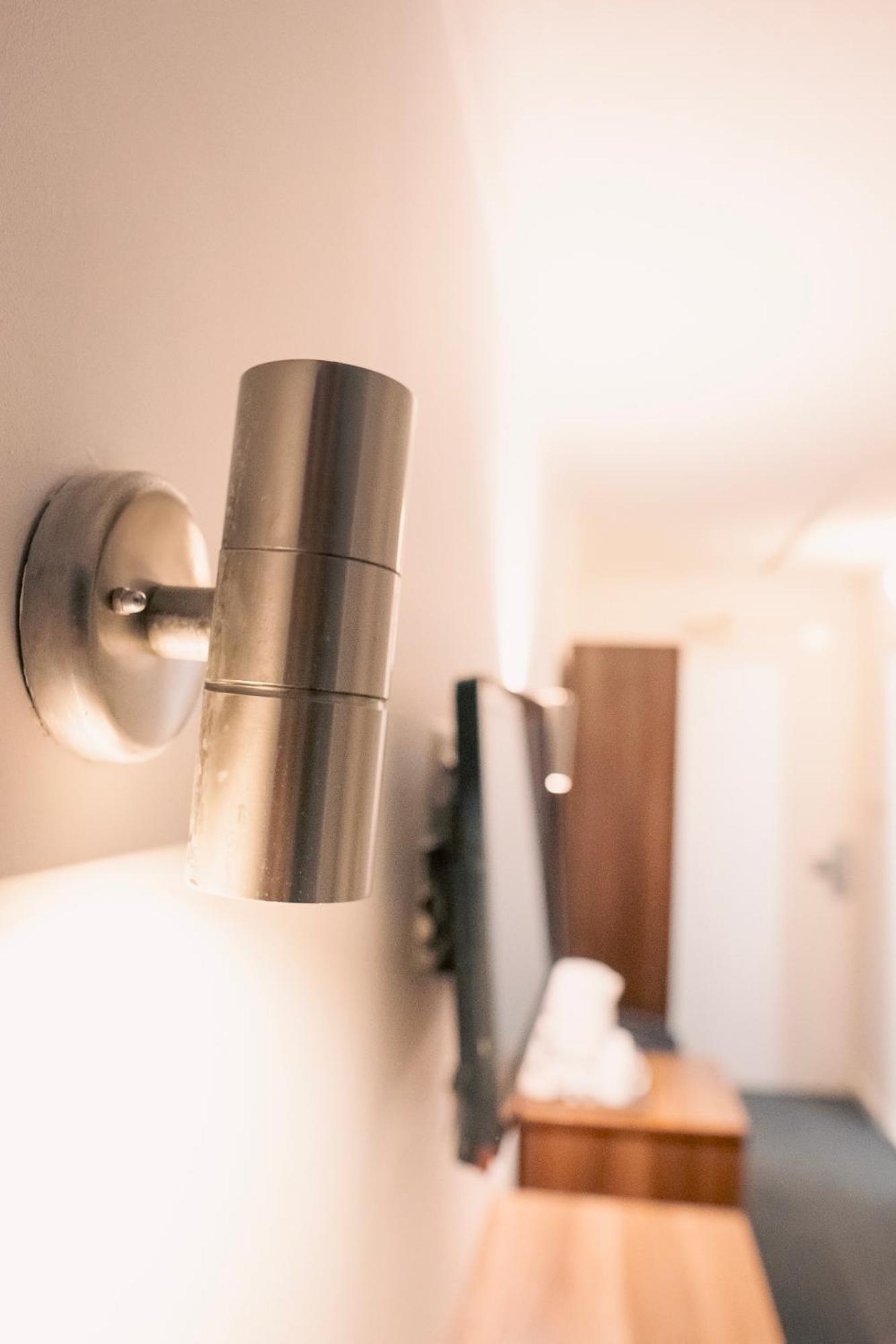 Deluxe Twin Room - Photo 13