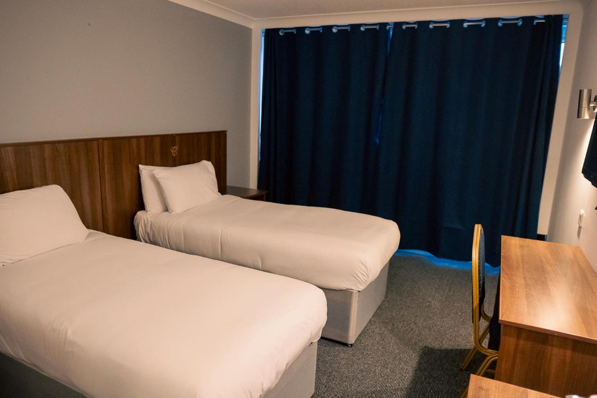 Deluxe Twin Room - Photo 6