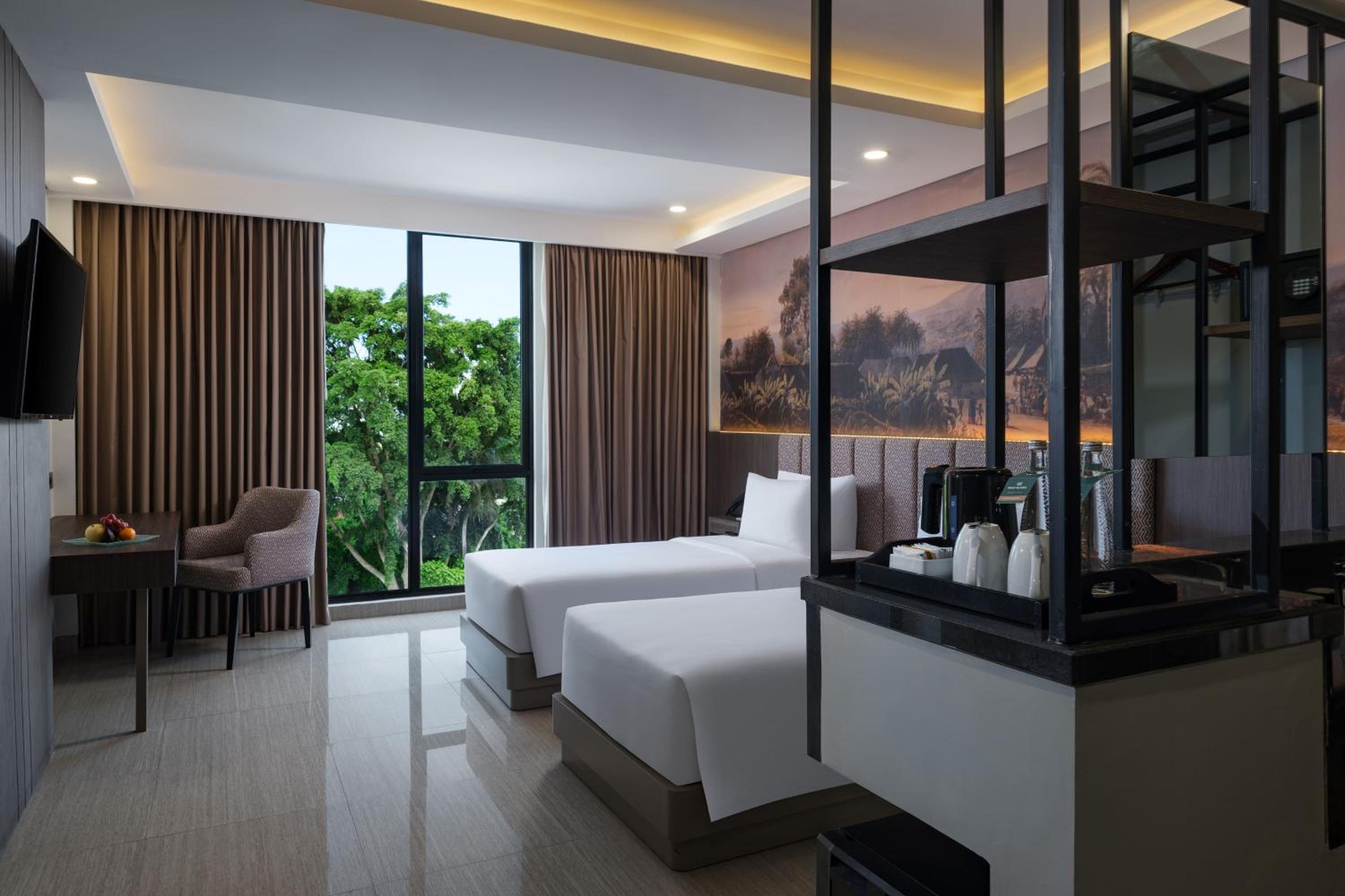 Executive Twin Room - Photo 2