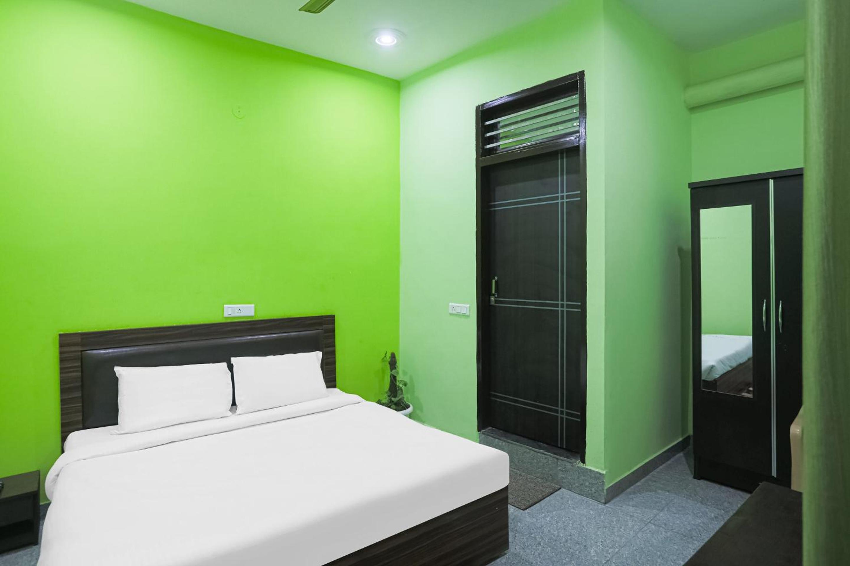 Classic Triple Room