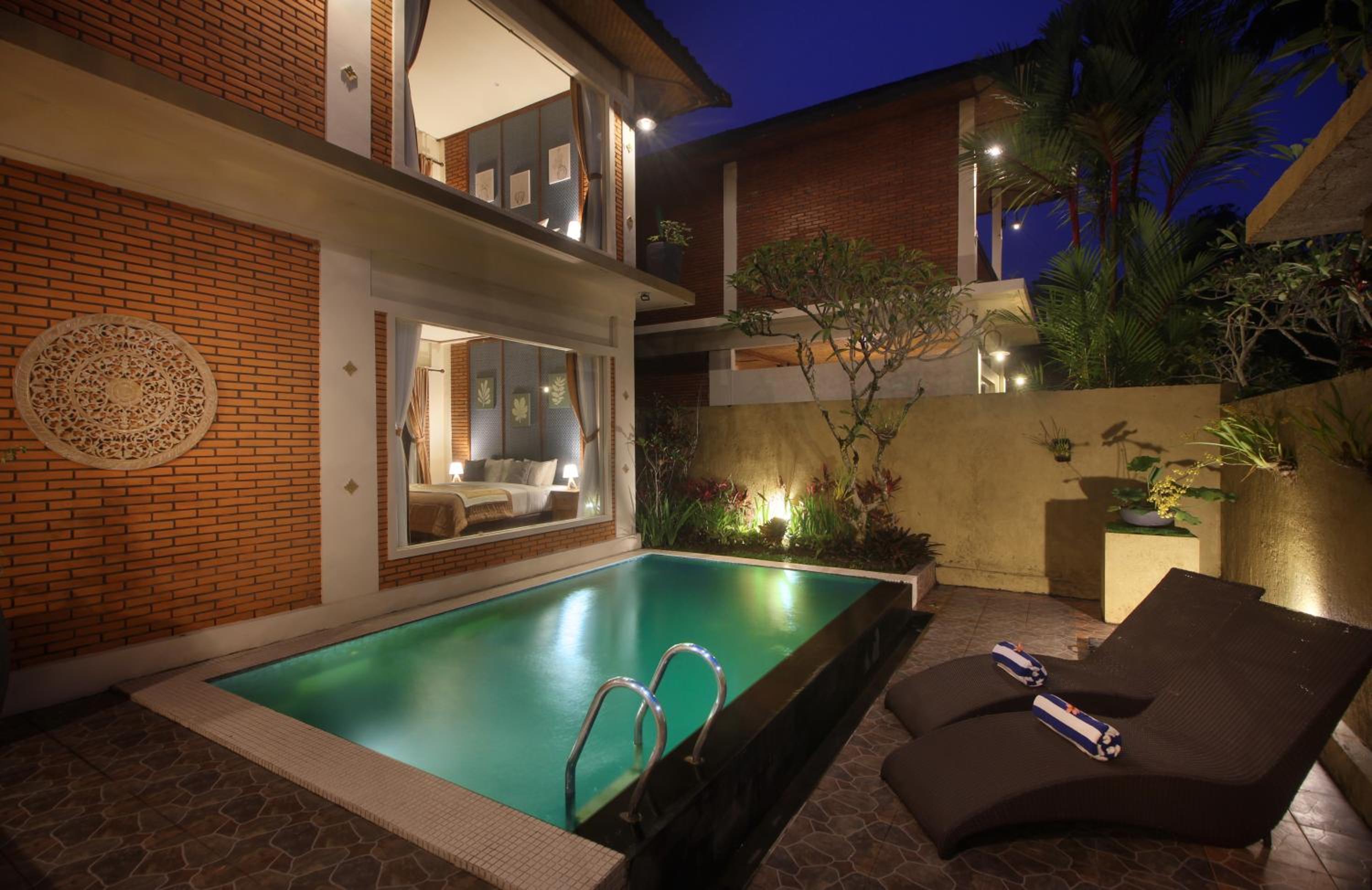 Two-Bedroom Villa - Photo 5