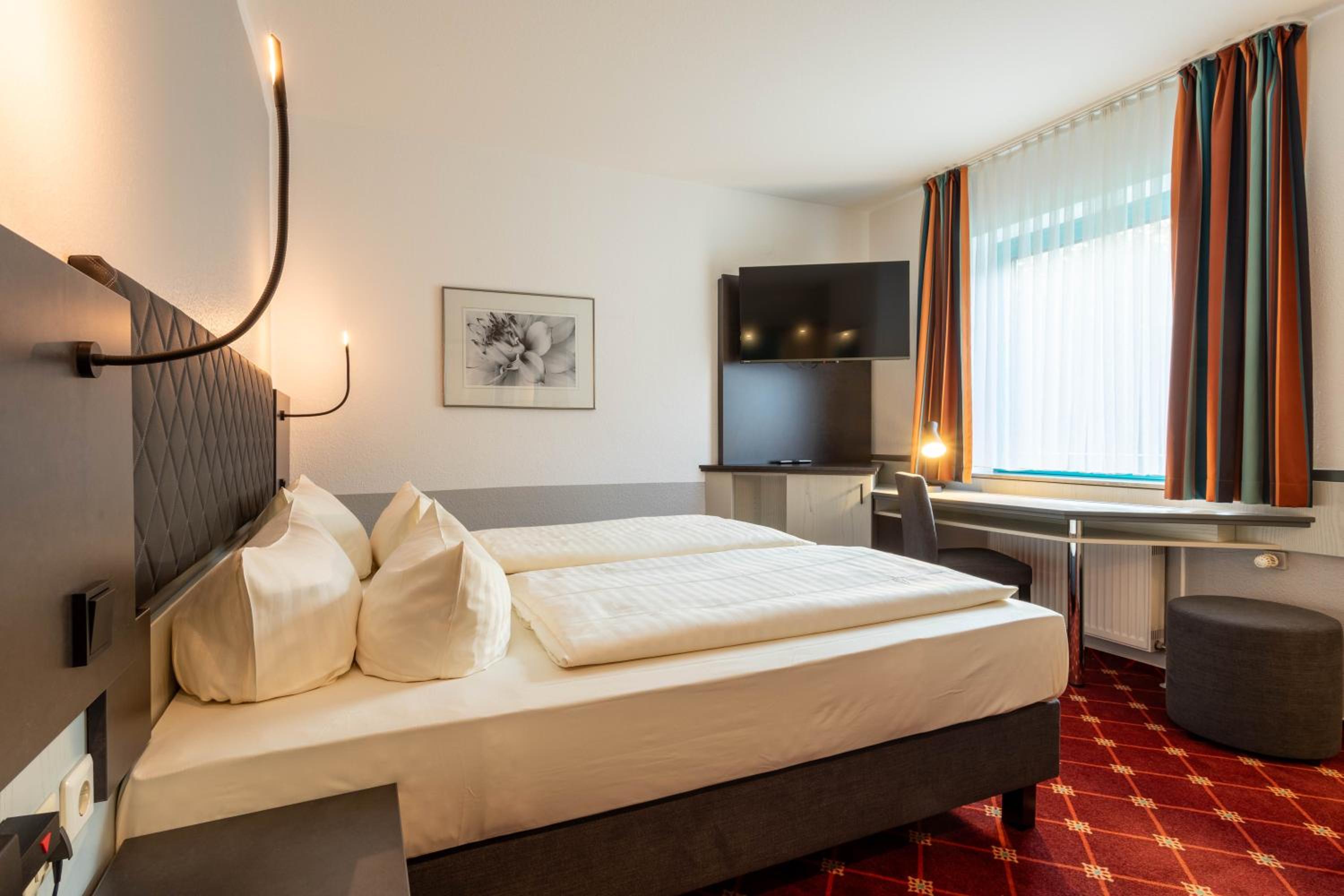 Double Room - Photo 3