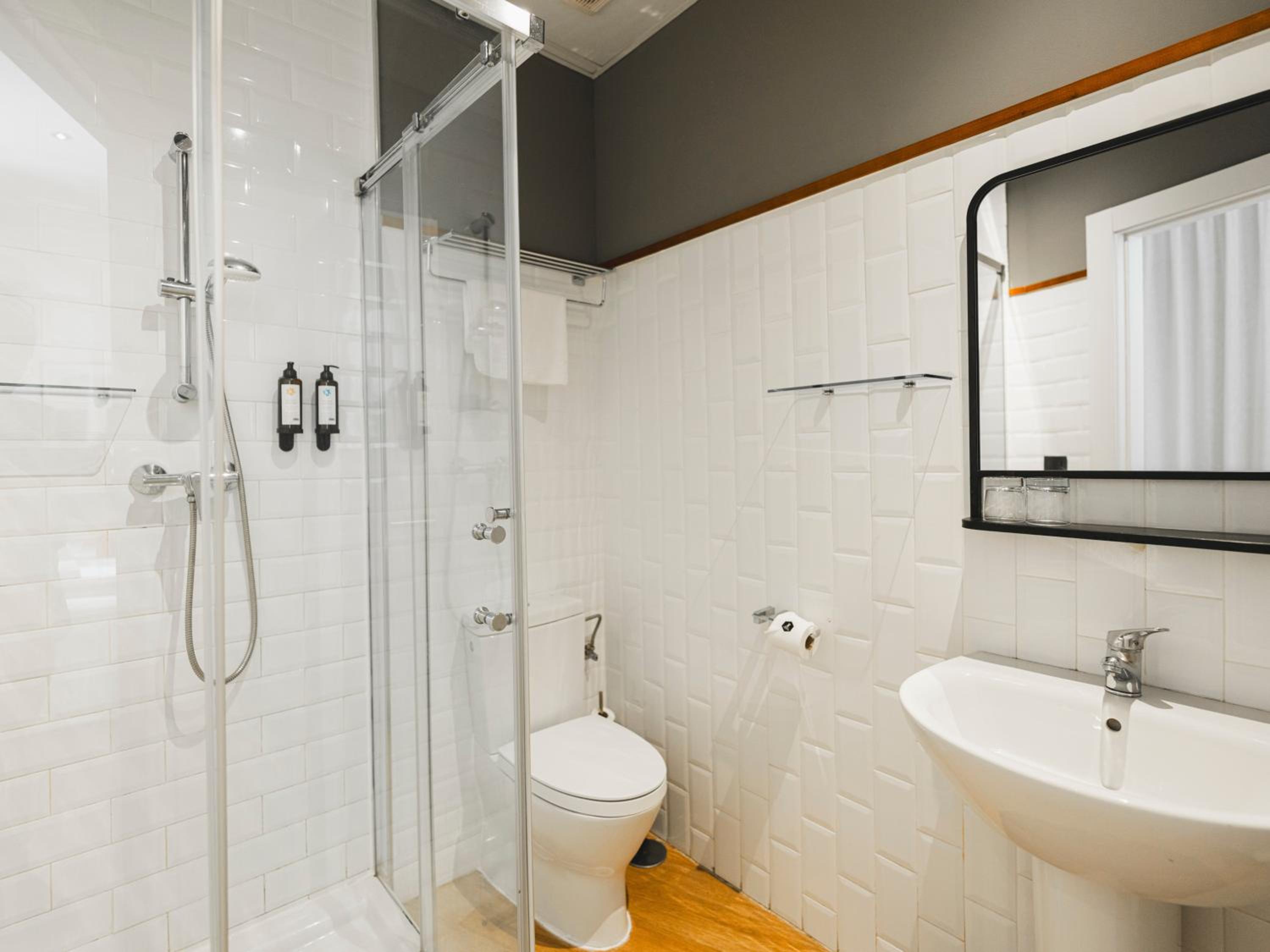 Double or Twin Room photo 3
