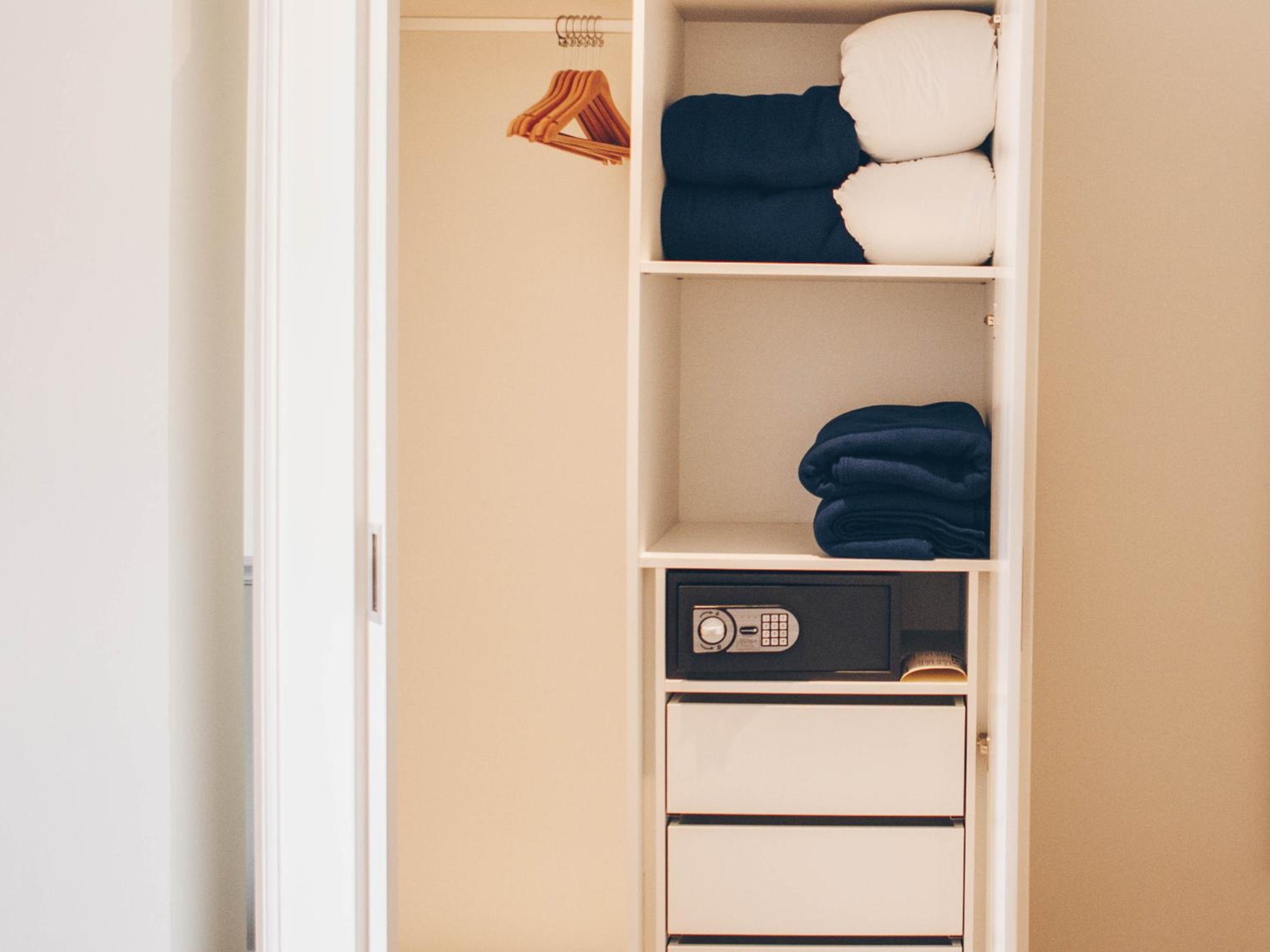 Double or Twin Room photo 2